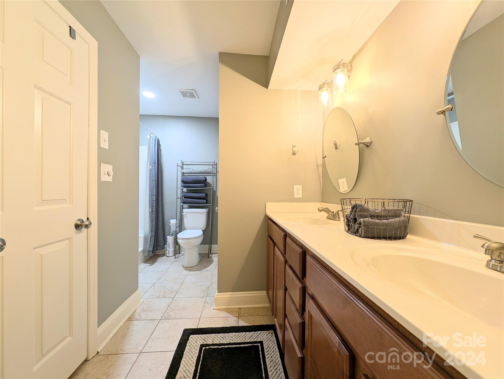 Fairlawn Villas - Residential