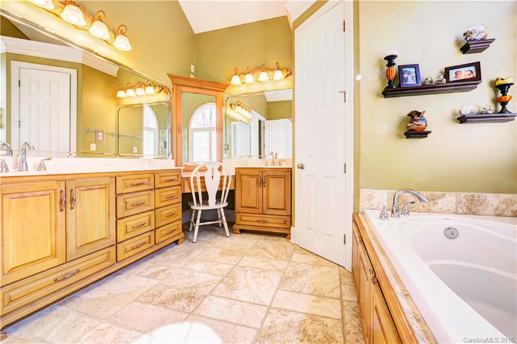Laurel Creek - Residential
