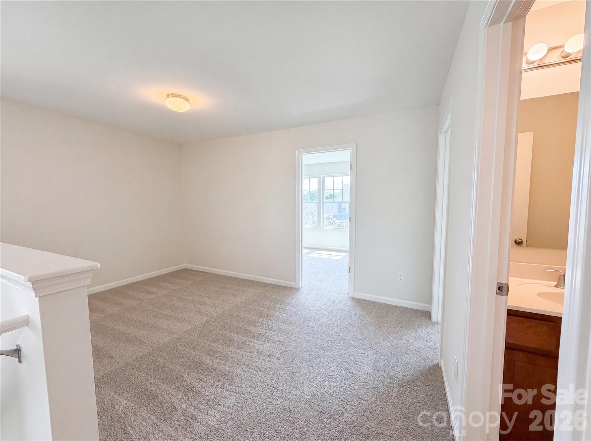 Newport Lakes - Residential