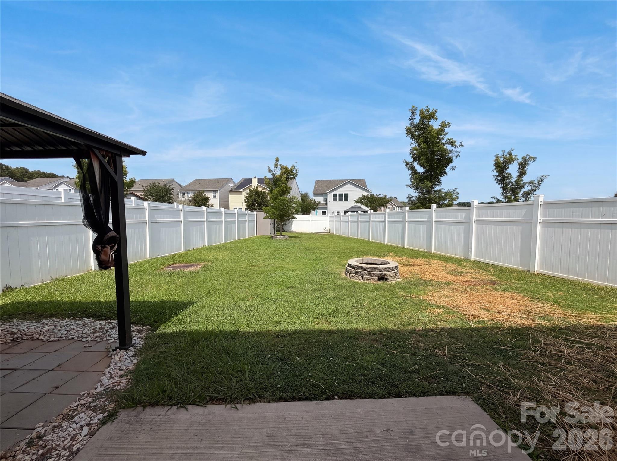Newport Lakes - Residential