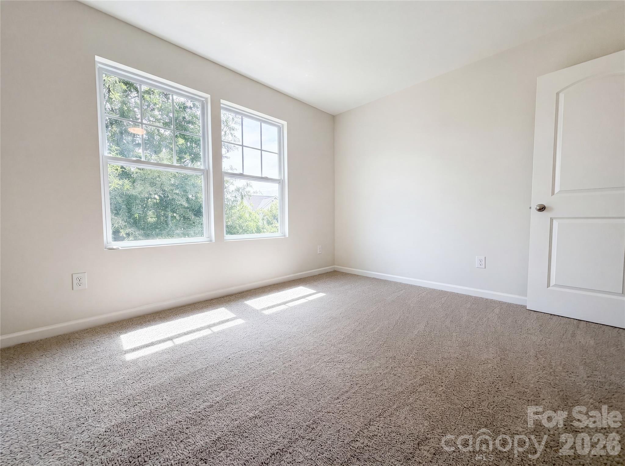 Newport Lakes - Residential