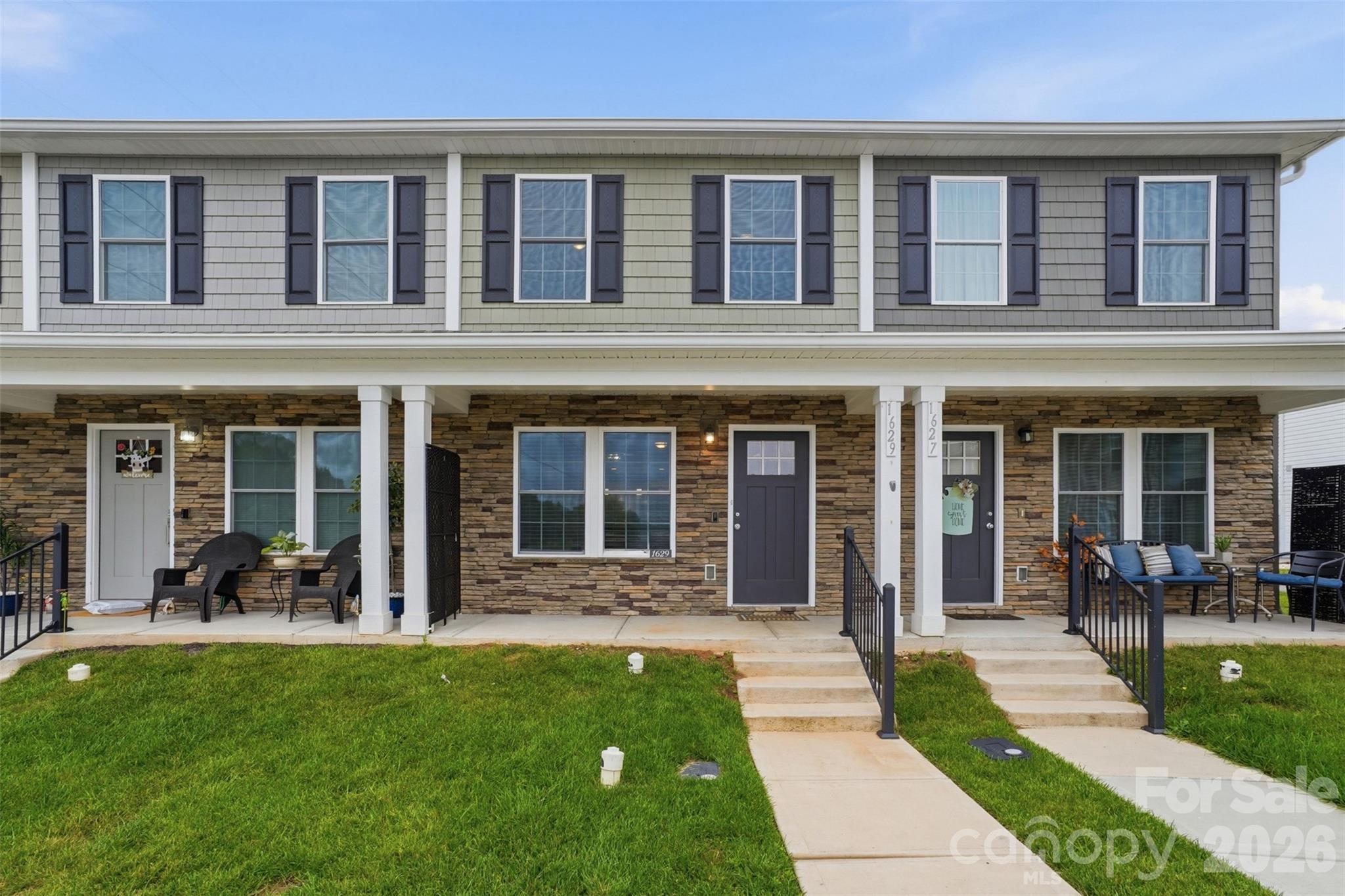 Welcome home to this beautifully designed, 2023-built townhome offering the perfect blend of contemporary style, low-maintenance HOA living, and everyday functionality. Boasting 3 spacious bedrooms and 1.5 baths, this residence is ideal for anyone seeking modern comfort without the hassle of heavy upkeep.

The main level features a fluid, wide-open layout seamlessly connecting the living, dining, and kitchen areas—perfect for effortless entertaining or keeping an eye on the action. The kitchen features a beautiful island, large pantry closet, and layout designed to host, and charm loved ones while making (or baking) lasting memories. The half bath is located on the main floor as an added convenience. Durable, stylish luxury vinyl plank flooring runs throughout the main living spaces. The second level offers plenty of space within the three bedroom quarters, double-entry primary bathroom, and a hallway laundry closet designed for a stackable washer and dryer unit. In the primary bedroom, you will find a spacious closet, built-in wall nook for storage, and access to the bathroom. 

With a private fenced in back patio, you'll have the perfect space to host BBQ's or relax after work from the comfort of your own home. The best part? You don't need to sacrifice your patio for a grassy yard–this home offers the perfect combination of both! So bring the gardening tools, patio furniture, play-sets, and grill!

Sellers plan to leave the appliances, including the stackable washer & dryer–and home security system, complete with a Ring doorbell and two blink cameras with their home base.

The location, storage, curb appeal and open layout make this a slam dunk that you won't want to miss out on. 

Ready to call Hickory North Carolina home? This property is located 6-minutes from downtown Conover, 3-miles to Catawba Valley Medical Center, 7-miles to Union Square HKY, 7.6-miles to Valley Hills Mall, 4-miles to I-40 HWY, 10-15 minutes from various local parks, grocery stores and much more!

Schedule a tour today!
See IGUIDE 3D Tour of property: https://youriguide.com/1629_oak_leaf_dr_nw_hickory_nc/