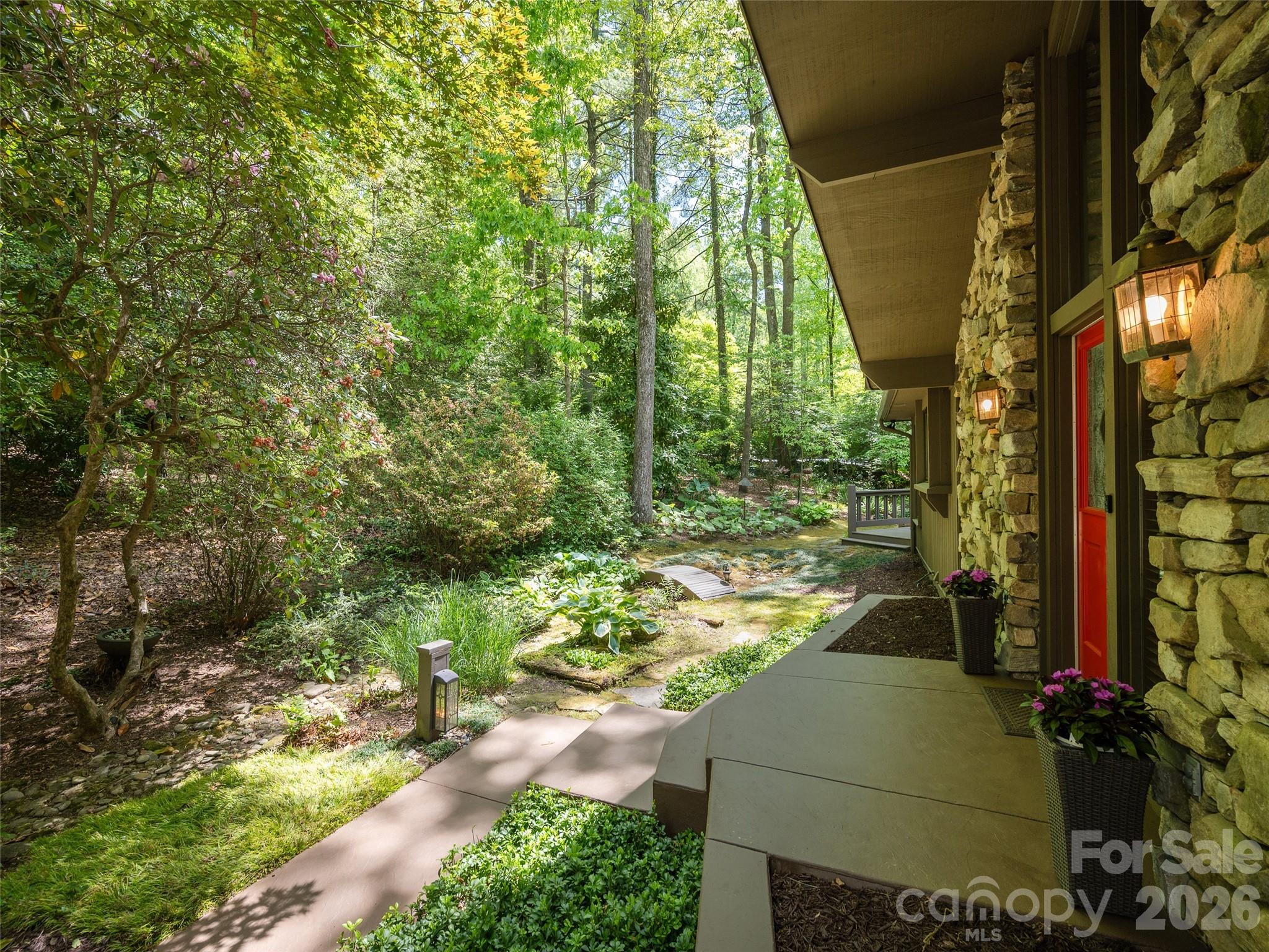 Chanteloupe Ctry Est - Residential
