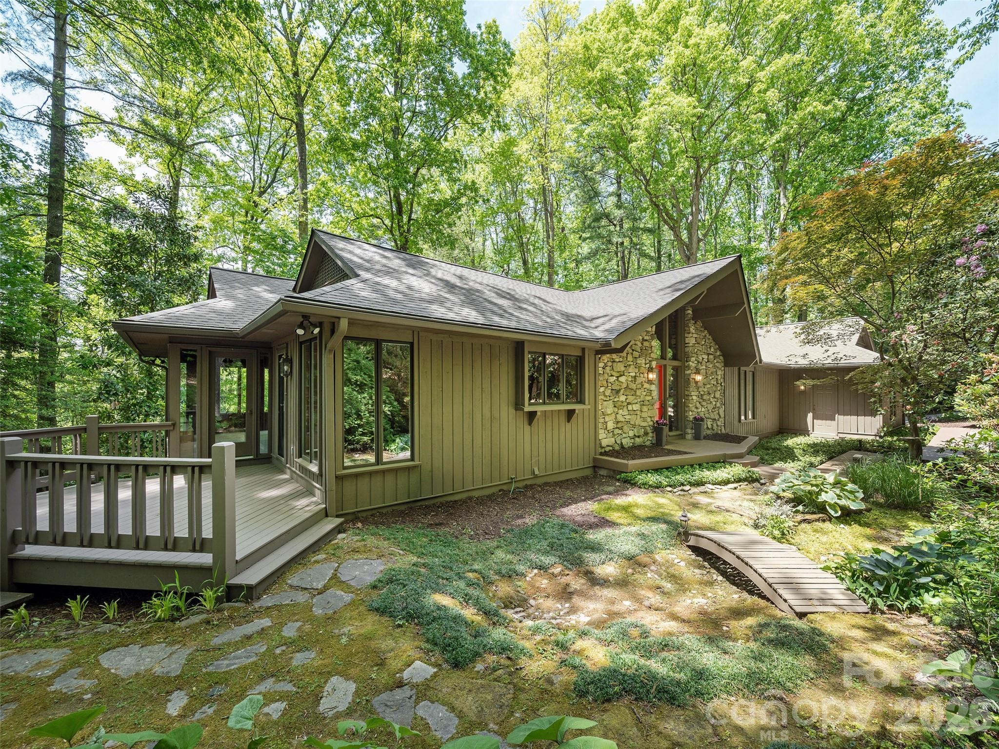 Chanteloupe Ctry Est - Residential