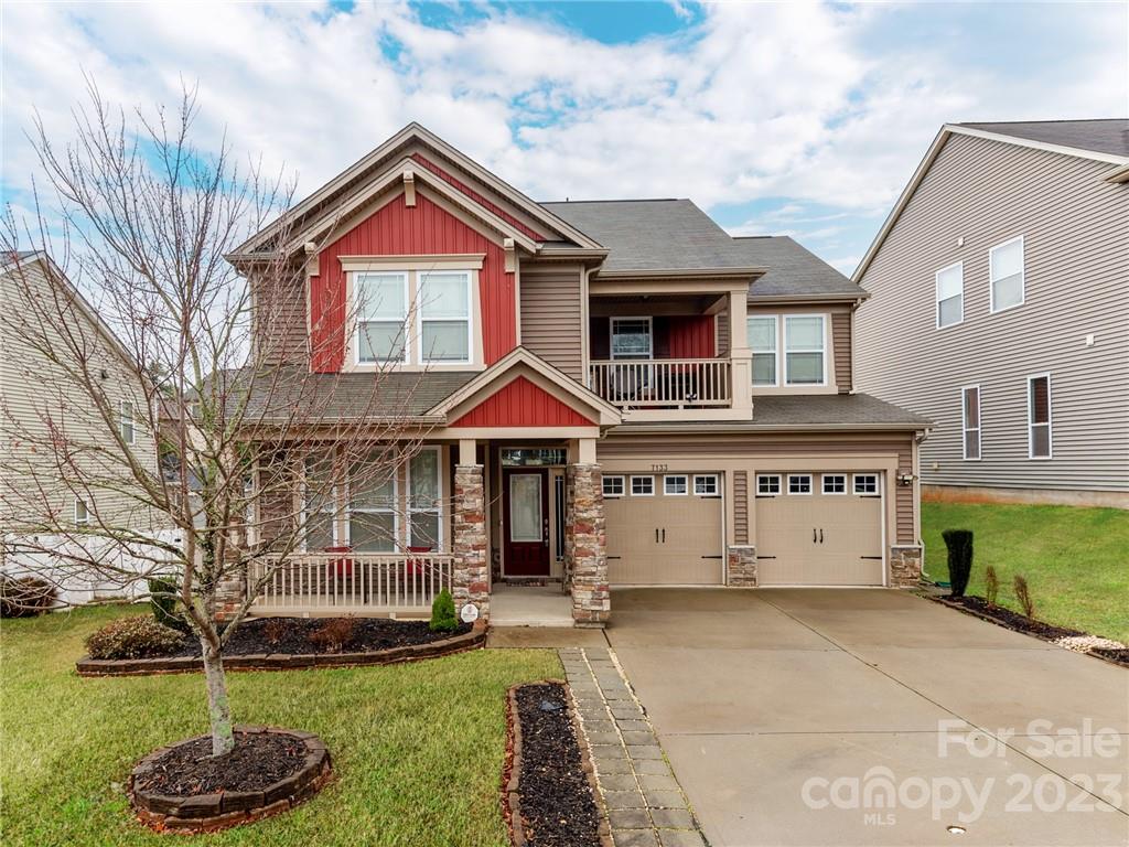 Stunning beautiful luxury home built in 2015, with magnificient hardwoods through-out the ground floor, Large Kitchen w/Center Island, Granite Counter Tops, Stainless Steel Appliances, Large great room w/Stone Studded Fire Place, Solar Shades through-out, Large Loft upstairs for great entertainment, Large Master BR & Master Bath w/Jacuzzi, 3 Large Secondary BRs and lots of storage space through-out. Large backyard, covered porches both in the front and upstairs for relaxing with beautiful views.