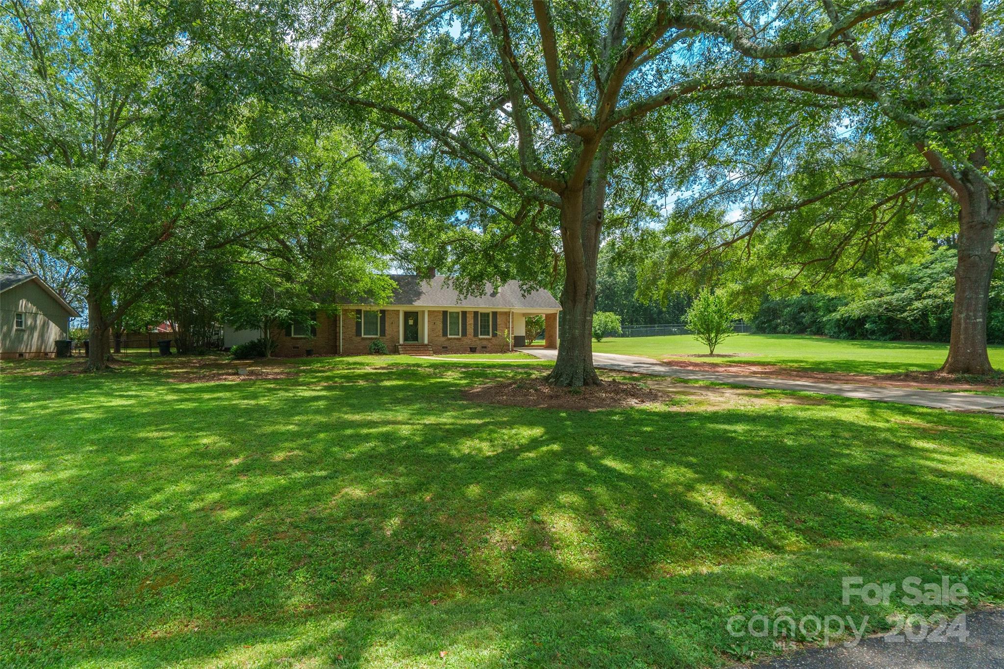 Step into this inviting 3 bedroom, 2 bath brick ranch, located in a golf course community. With its generous flat yard and multiple storage sheds, this home offers both space and convenience. Enjoy the proximity to the local elementary school. Priced to sell as-is, this property presents a fantastic opportunity for you to personalize and make it your own. Don’t miss out on this gem in a desirable Rock Hill neighborhood!