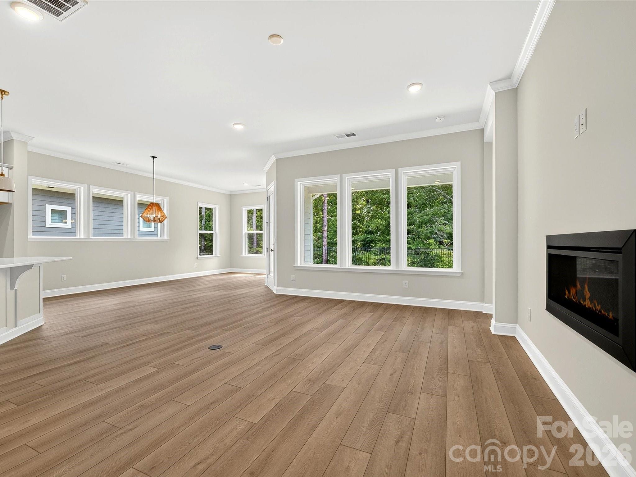 Encore At Streamside - Residential