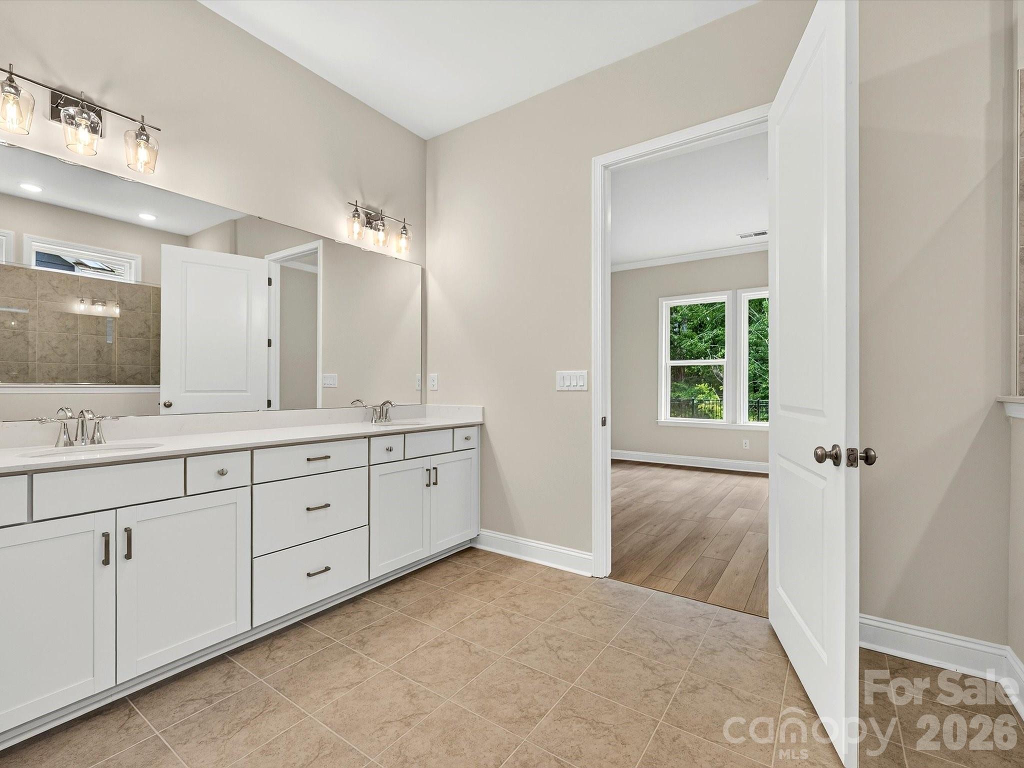 Encore At Streamside - Residential