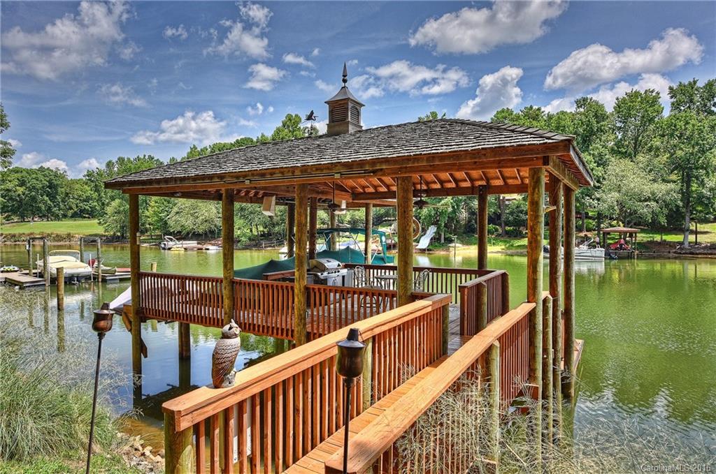 Tega Cay - Residential