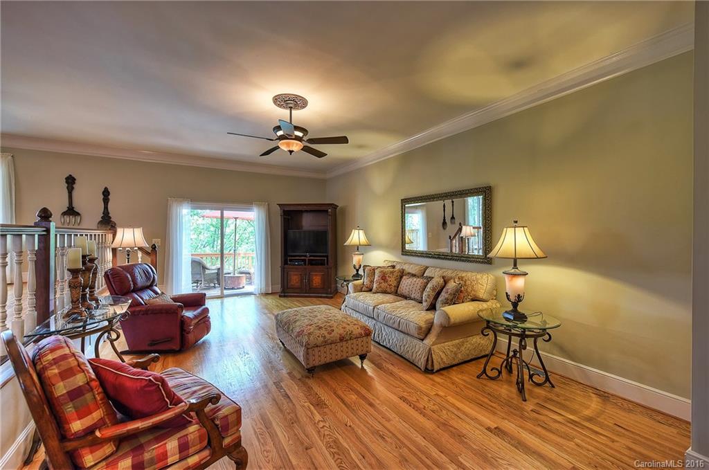 Tega Cay - Residential