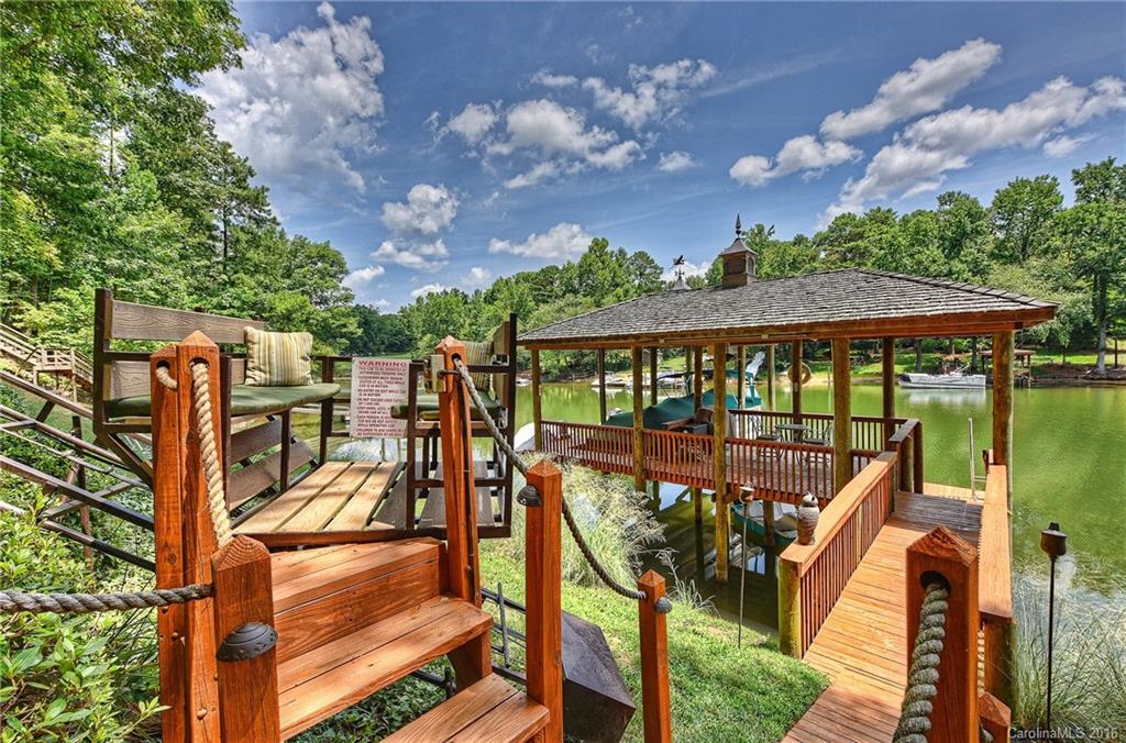 Tega Cay - Residential