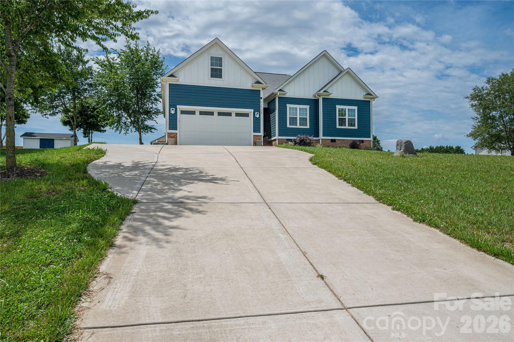 Eagle Glen - Residential