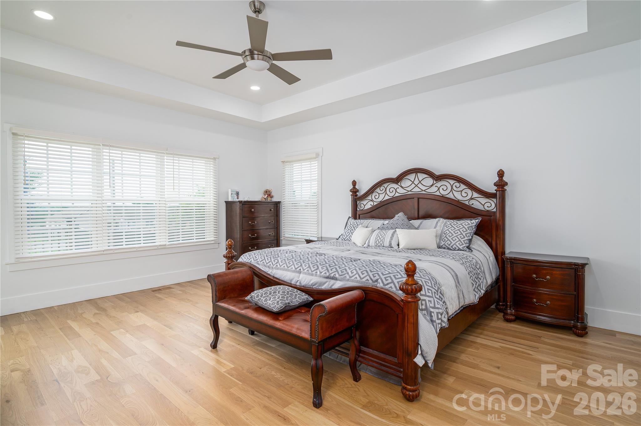 Eagle Glen - Residential