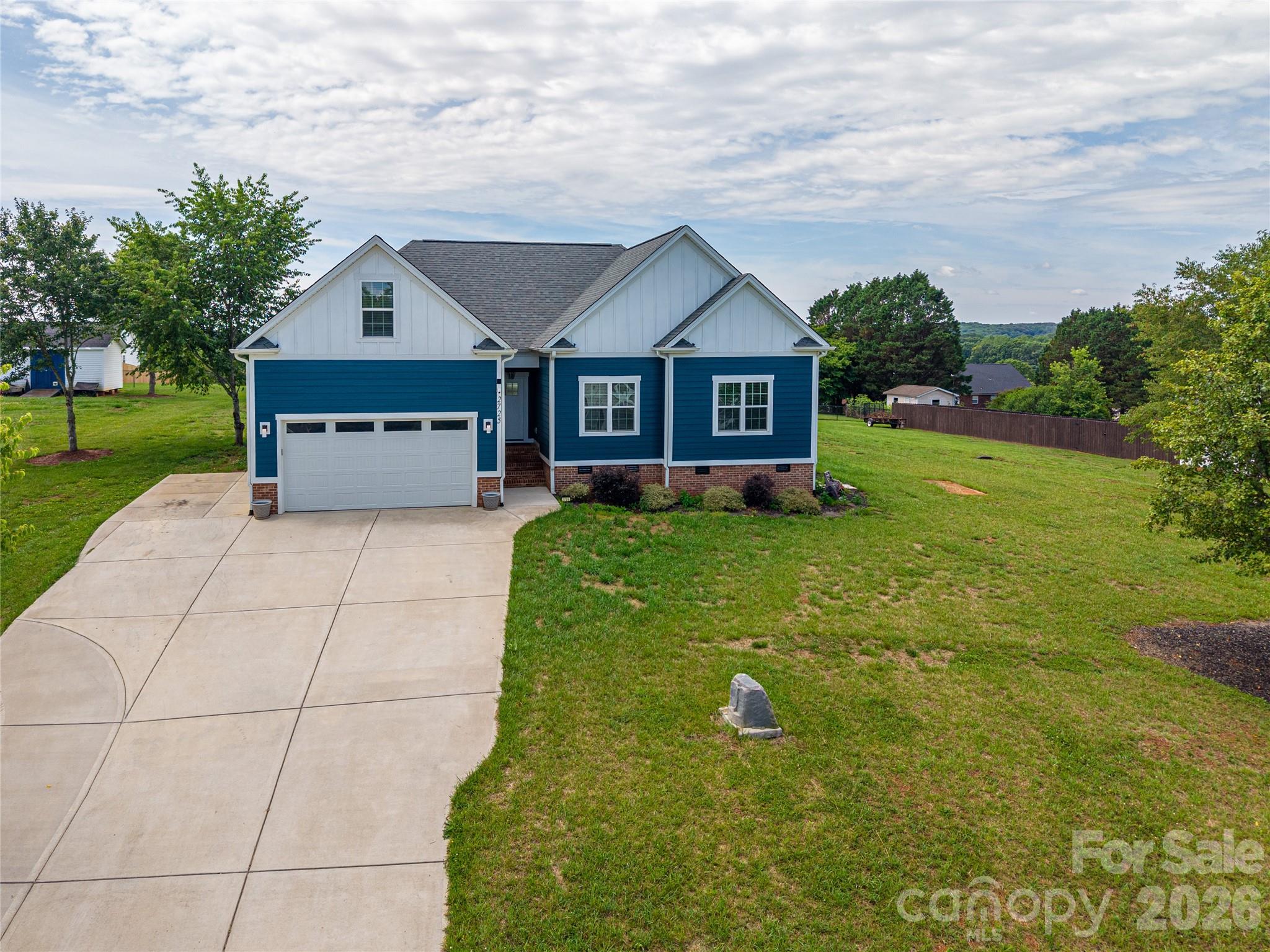 Eagle Glen - Residential