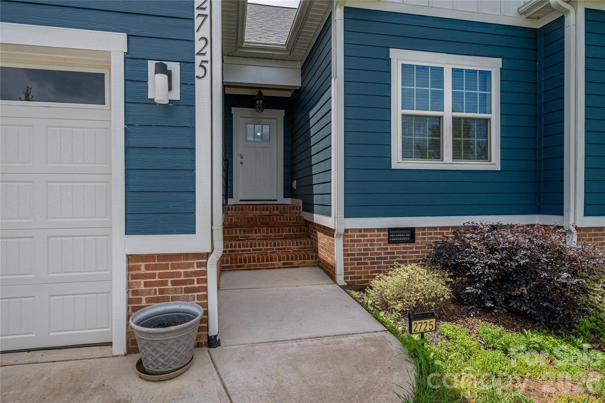 Eagle Glen - Residential