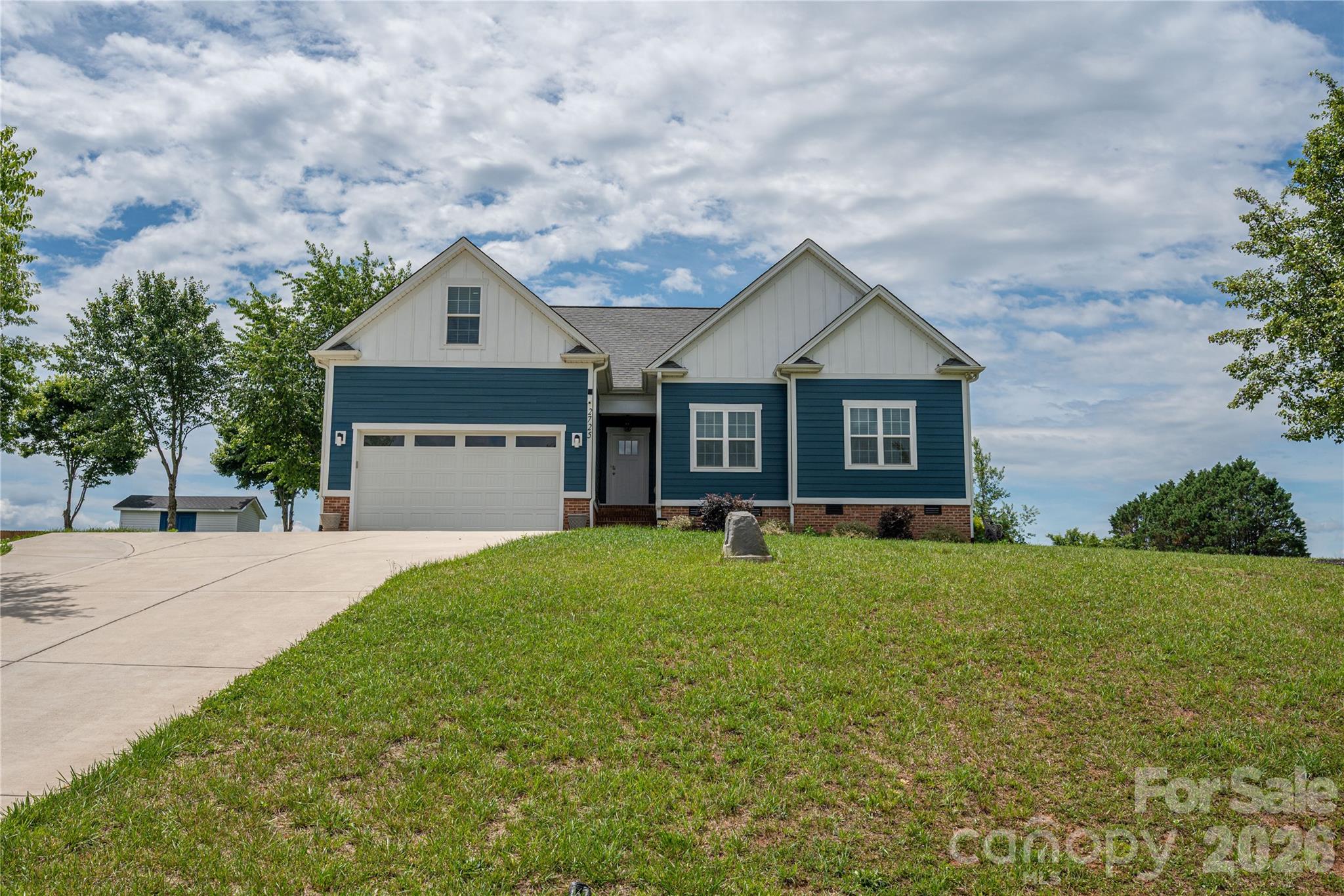 Eagle Glen - Residential