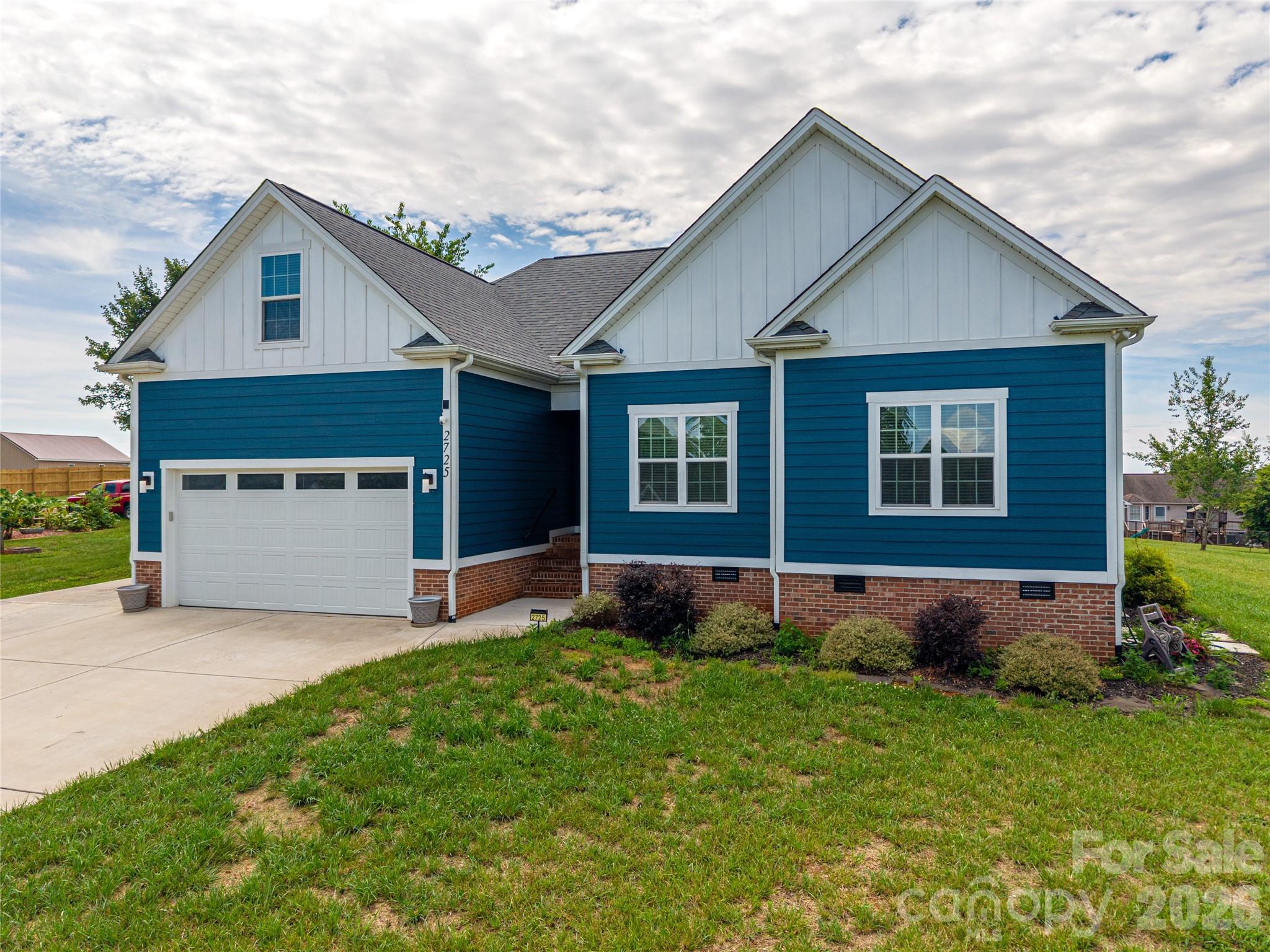 Eagle Glen - Residential