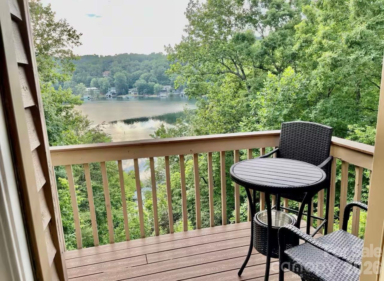 Rumbling Bald on Lake Lure - Residential