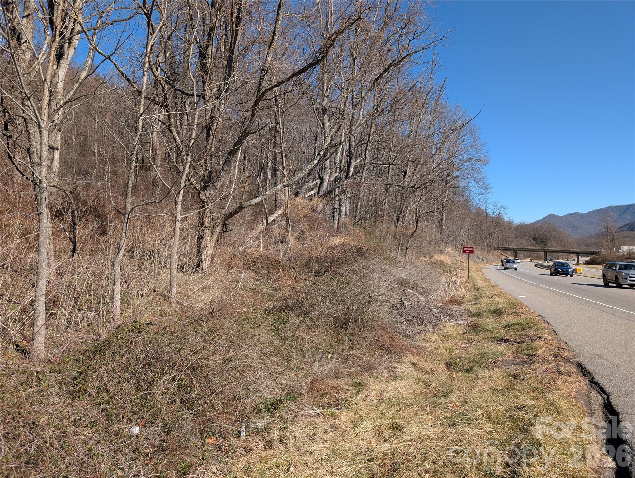 High visibility commercial property. Natural Gas line runs along property. Owner Financing available. Near rest area. High traffic area. Multi use potential property