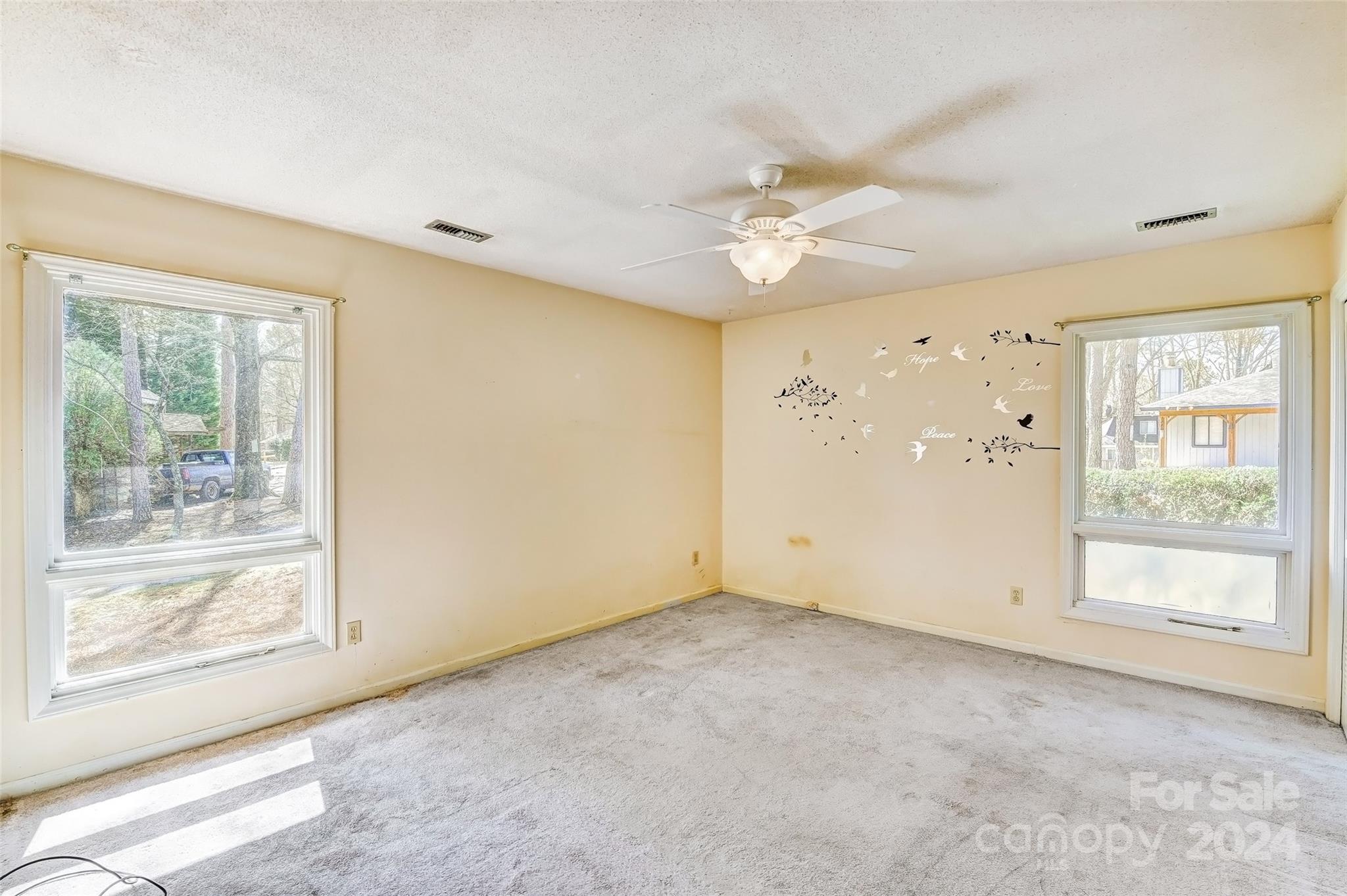 Tega Cay - Residential