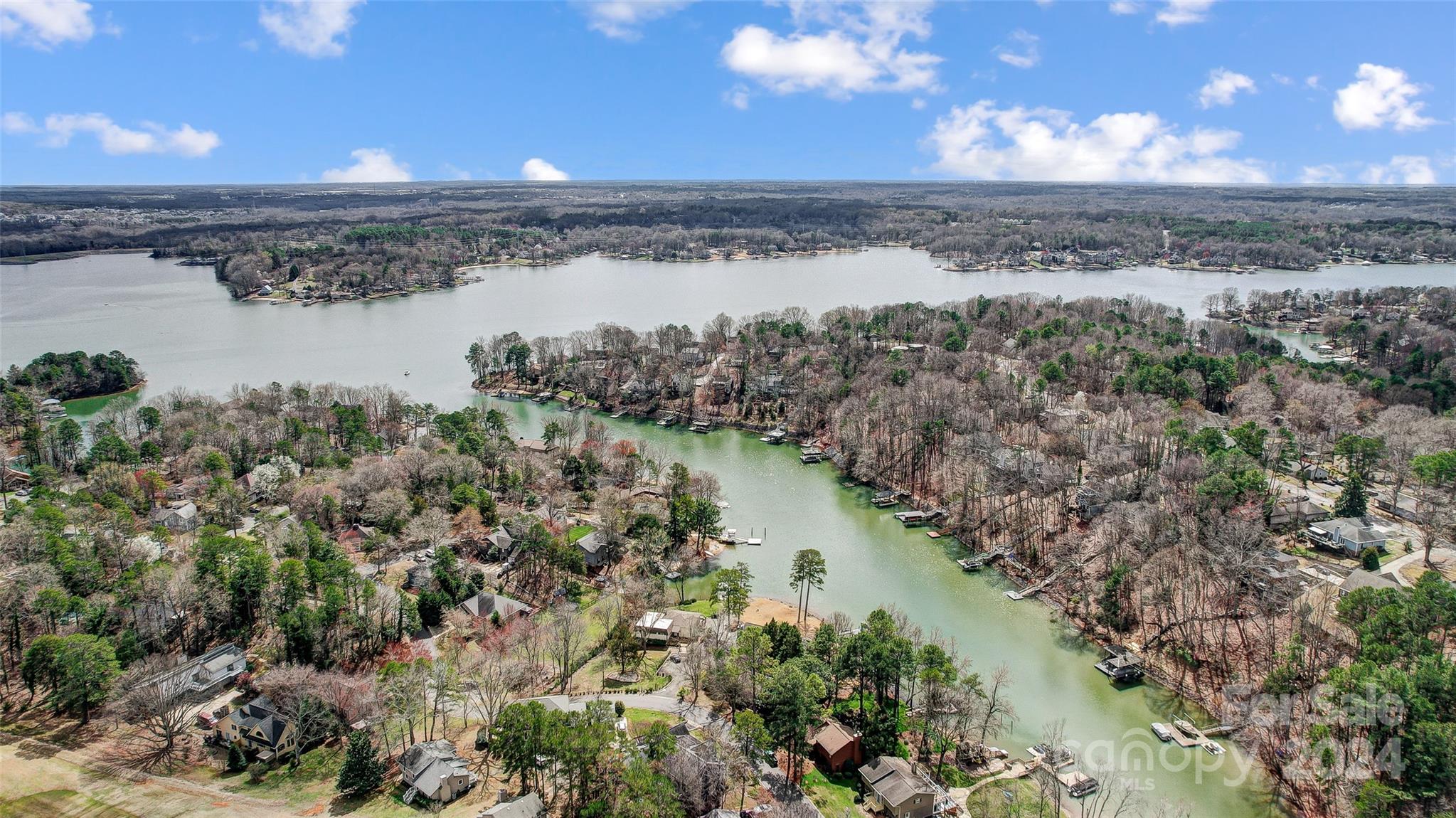 Tega Cay - Residential