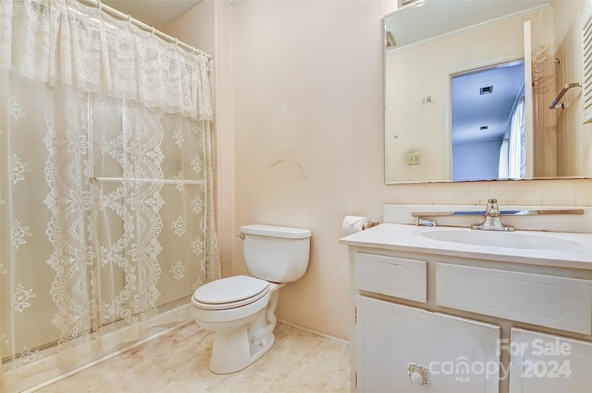 Tega Cay - Residential