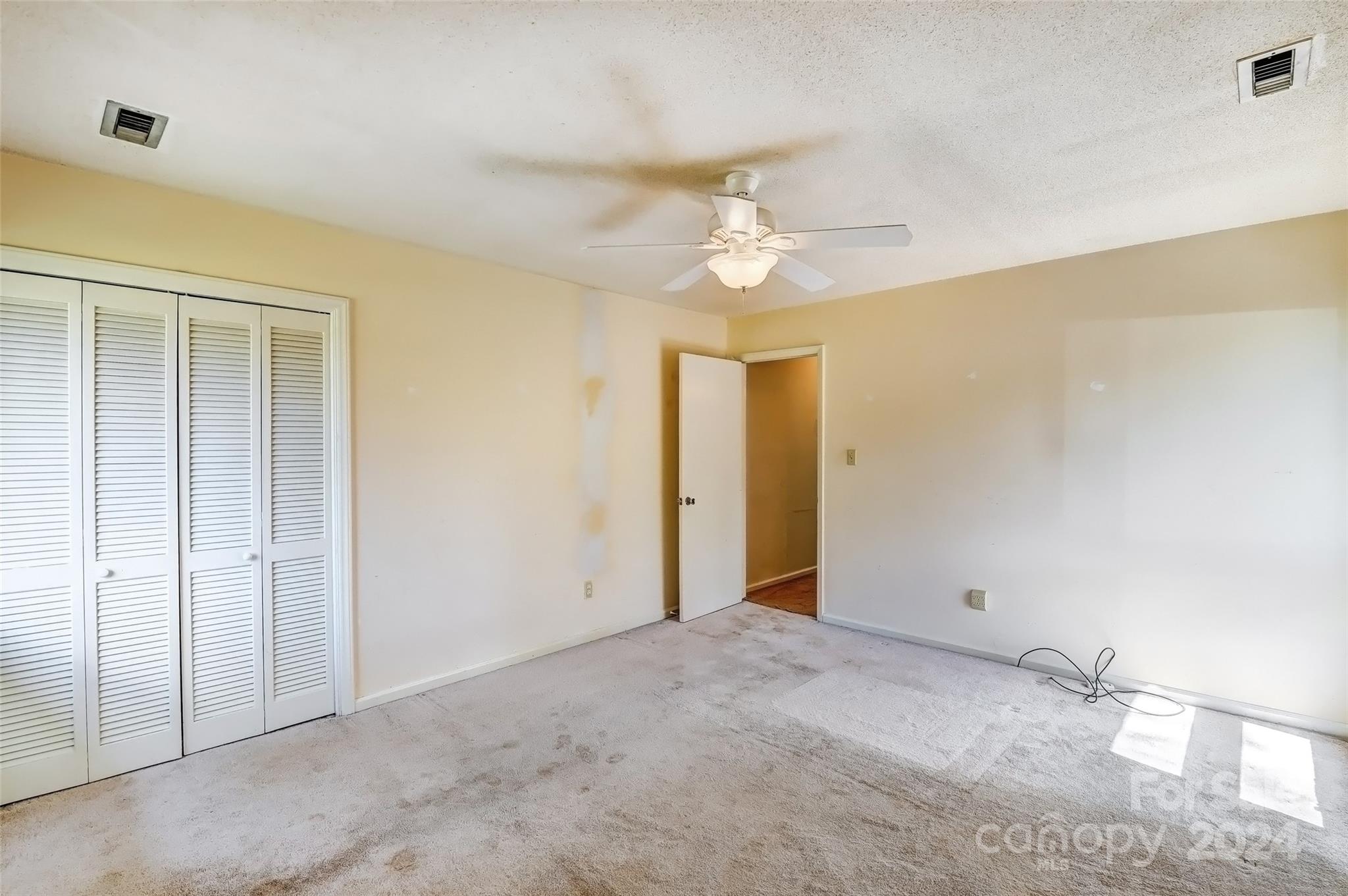 Tega Cay - Residential