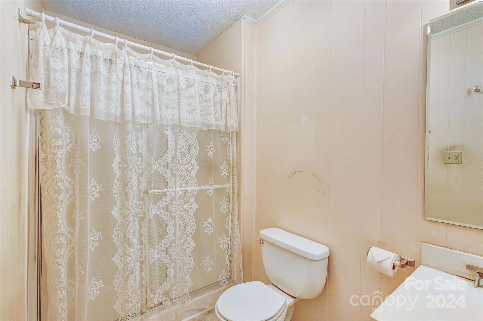 Tega Cay - Residential