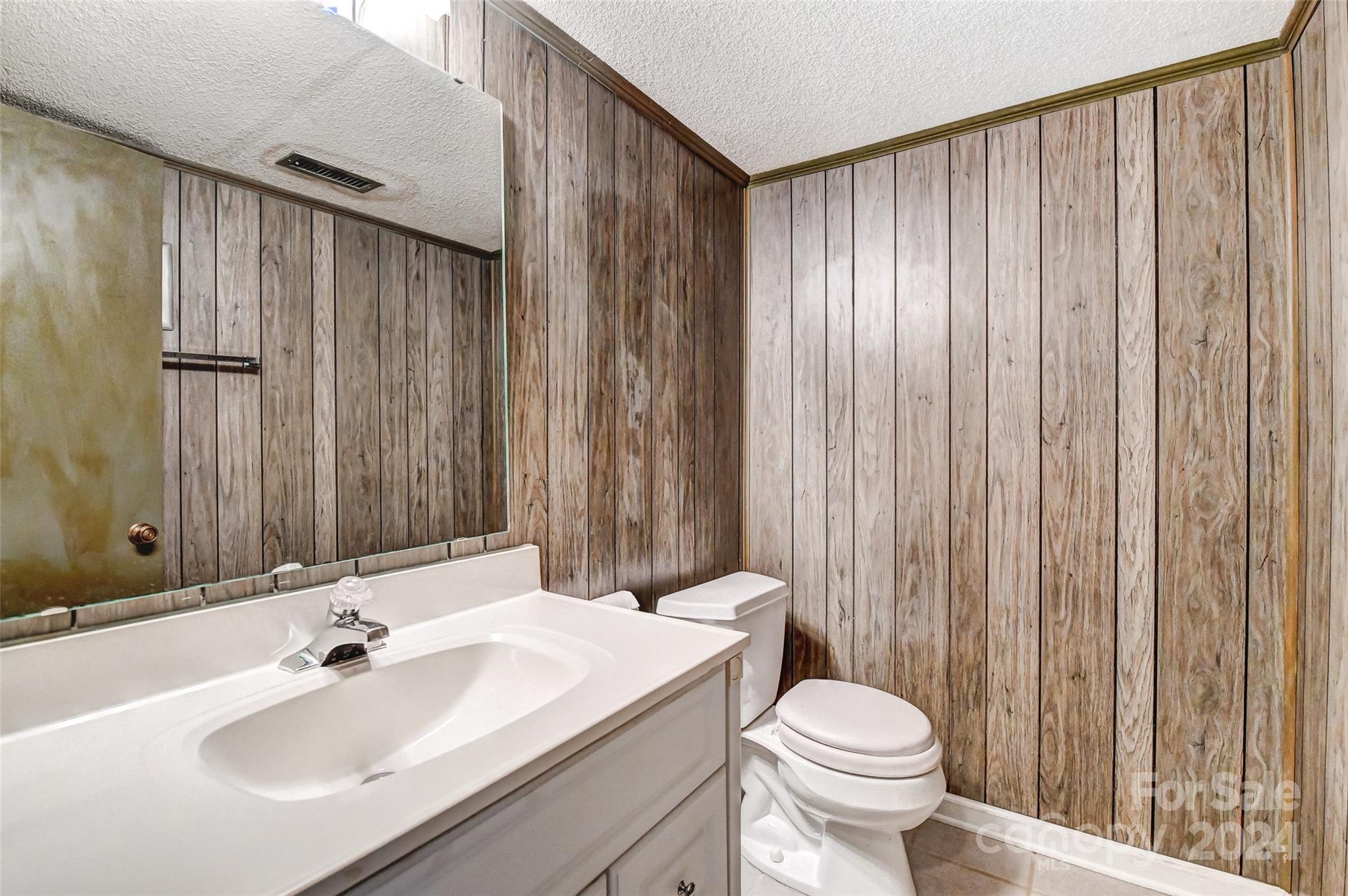 Tega Cay - Residential