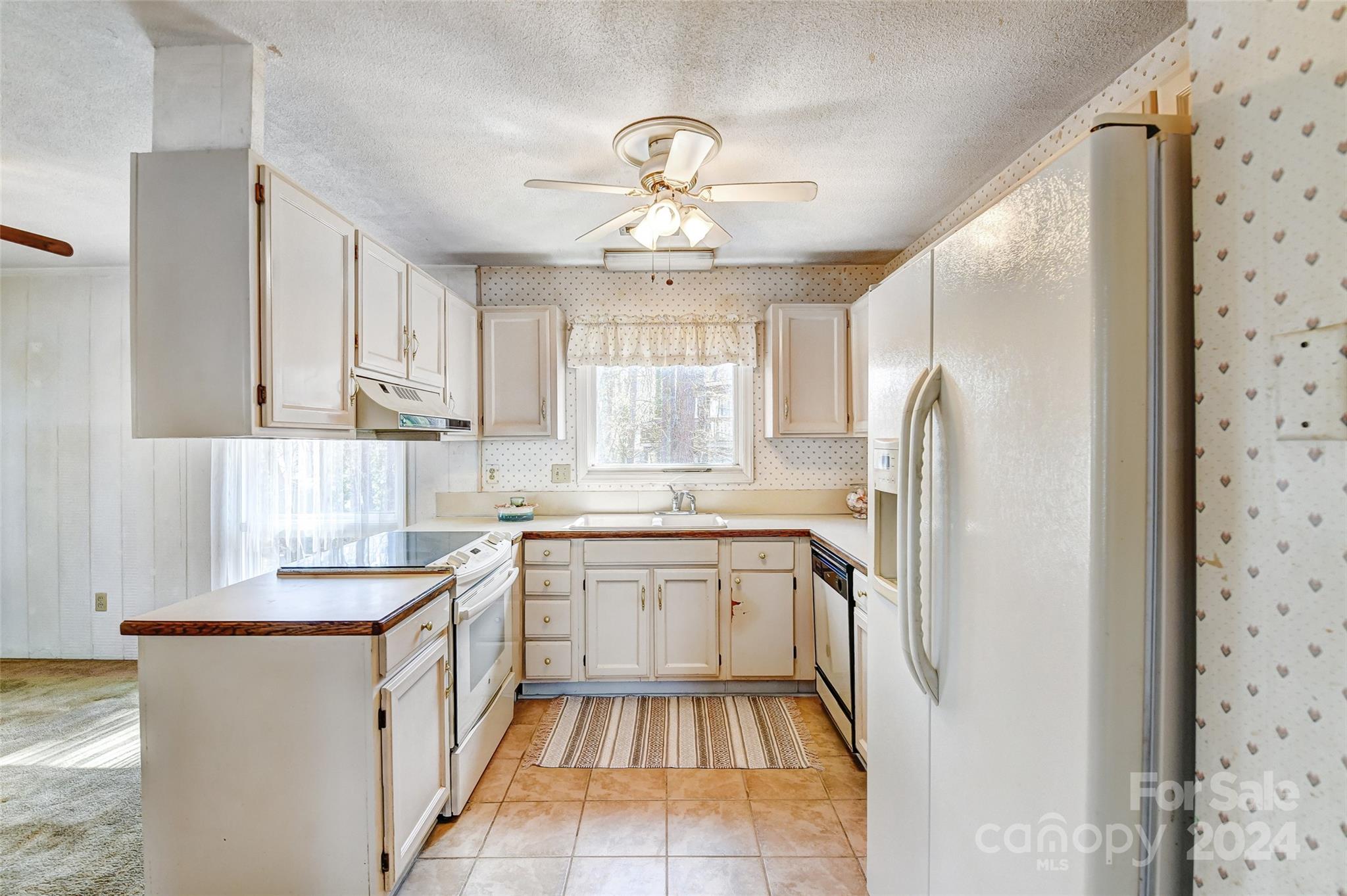 Tega Cay - Residential