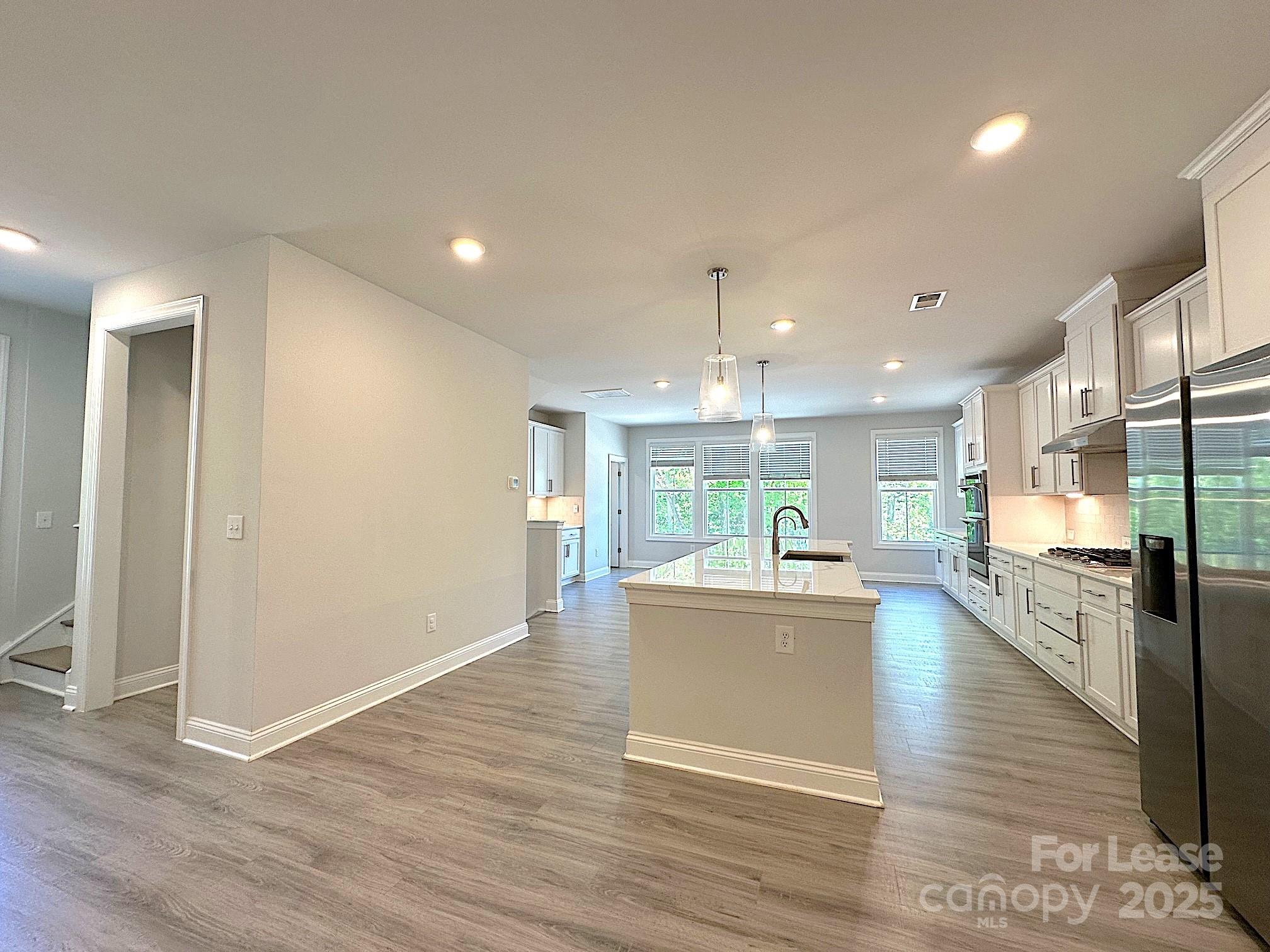 Roseglen Townhomes - Residential Lease