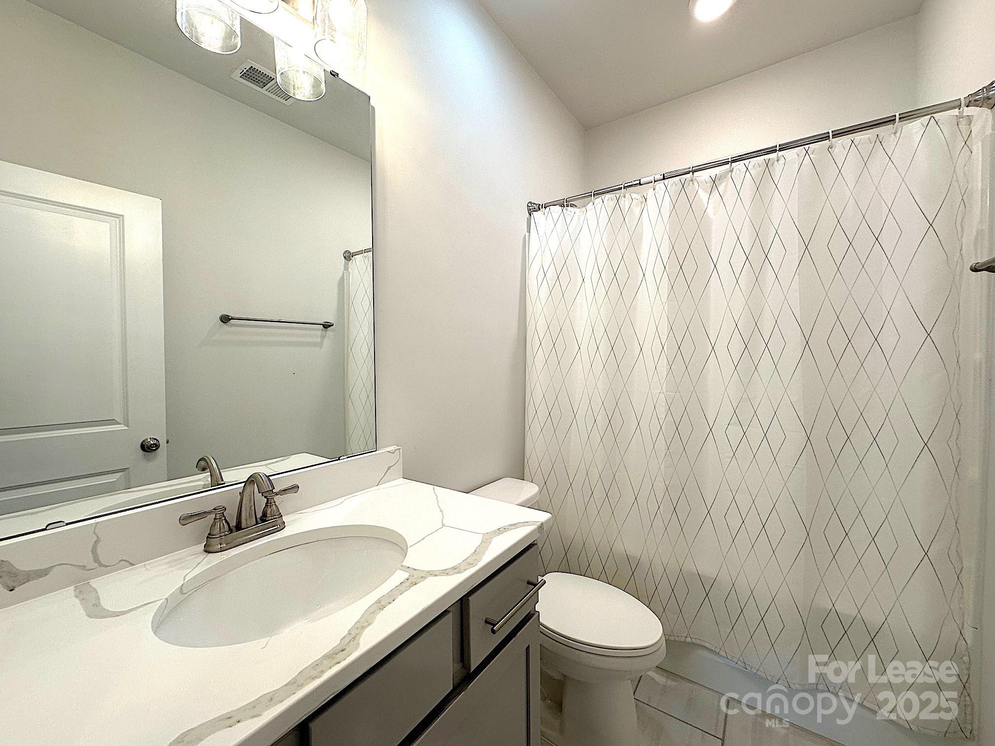 Roseglen Townhomes - Residential Lease