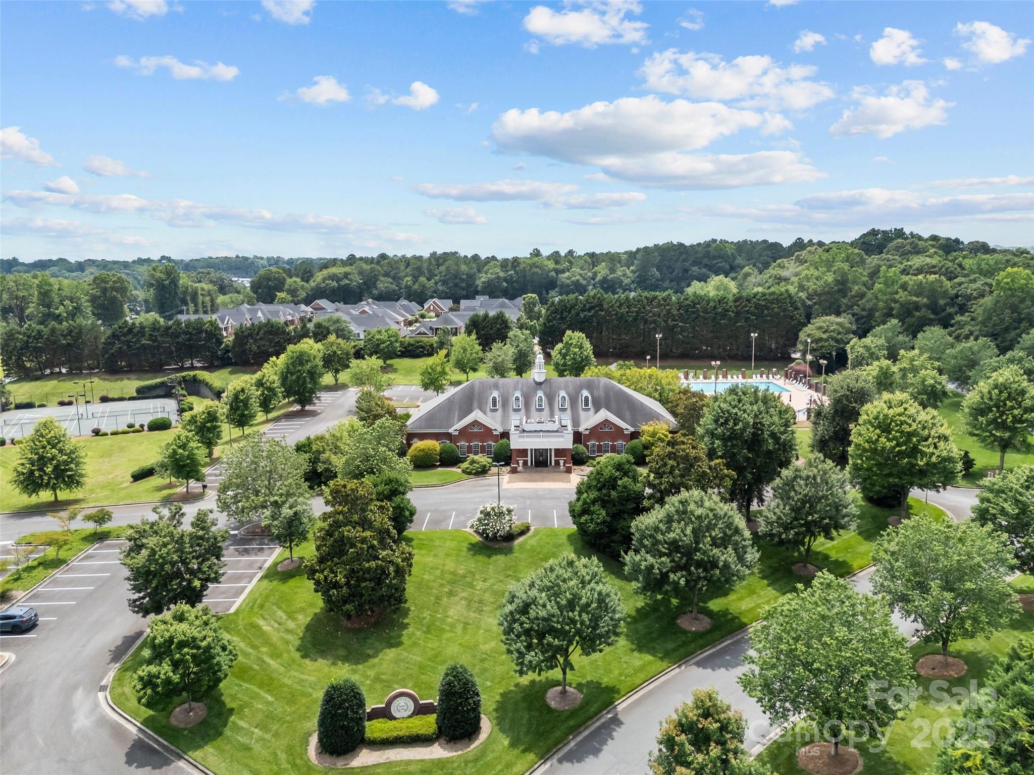 Laurel Creek - Residential