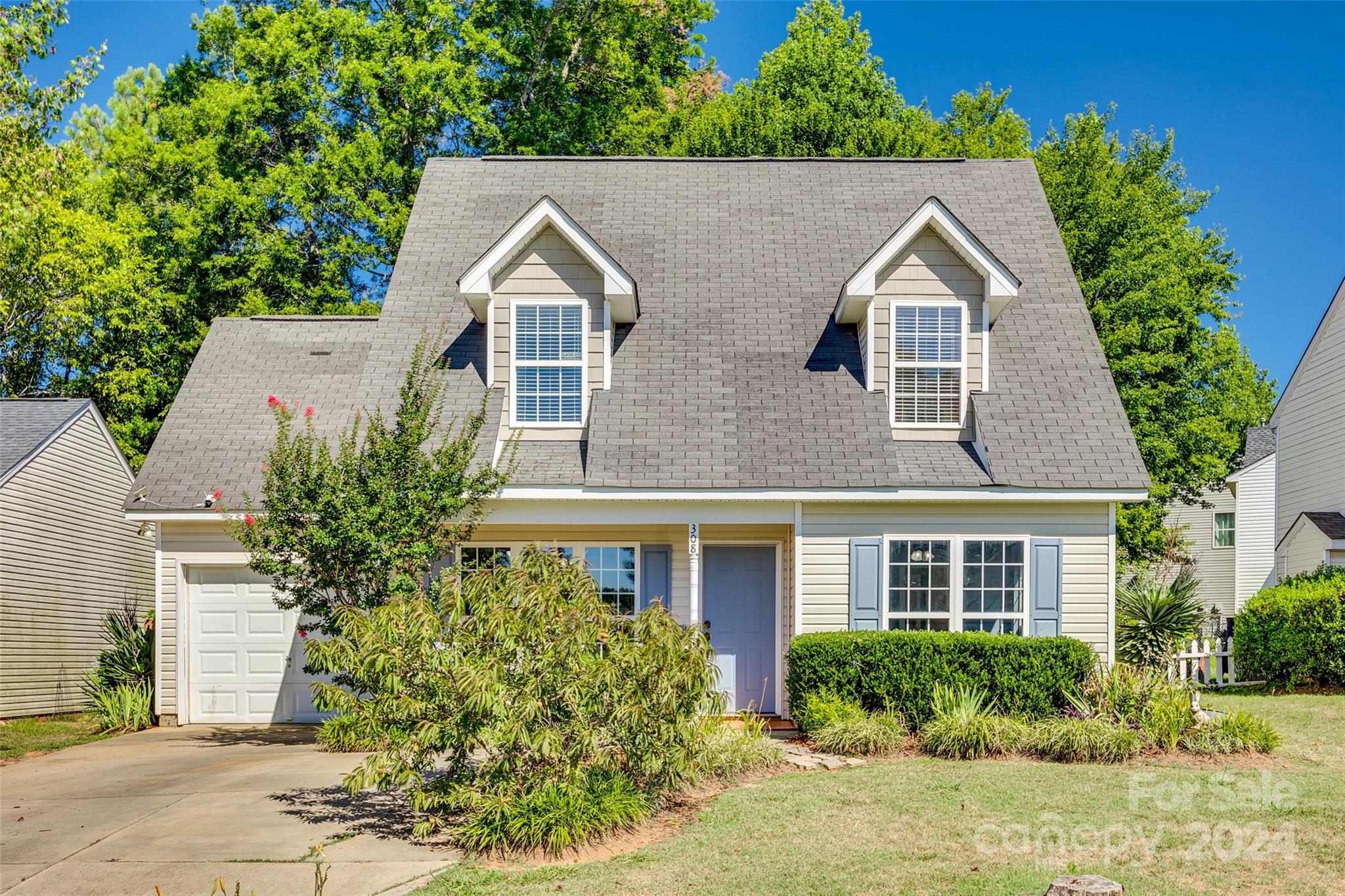 MOTIVATED SELLER! Welcome to this Cape Cod-style home with 3 spacious bedrooms and 2.5 baths, this home is ideal for comfortable living and entertaining. The primary bedroom, conveniently located on the main floor, provides a private retreat with easy access to the ensuite bath and main floor laundry. Upstairs, you'll find two generously sized bedrooms connected by a Jack and Jill bathroom. Additionally, there's a versatile flex space, perfect for a home office, playroom, or cozy reading nook. Situated just minutes from downtown York, you'll enjoy the convenience of nearby shopping, dining, and entertainment options. Assumable first mortgage balance at 3.125%. Don’t miss the opportunity to own this charming Cape Cod home in a prime location. Schedule a showing today!