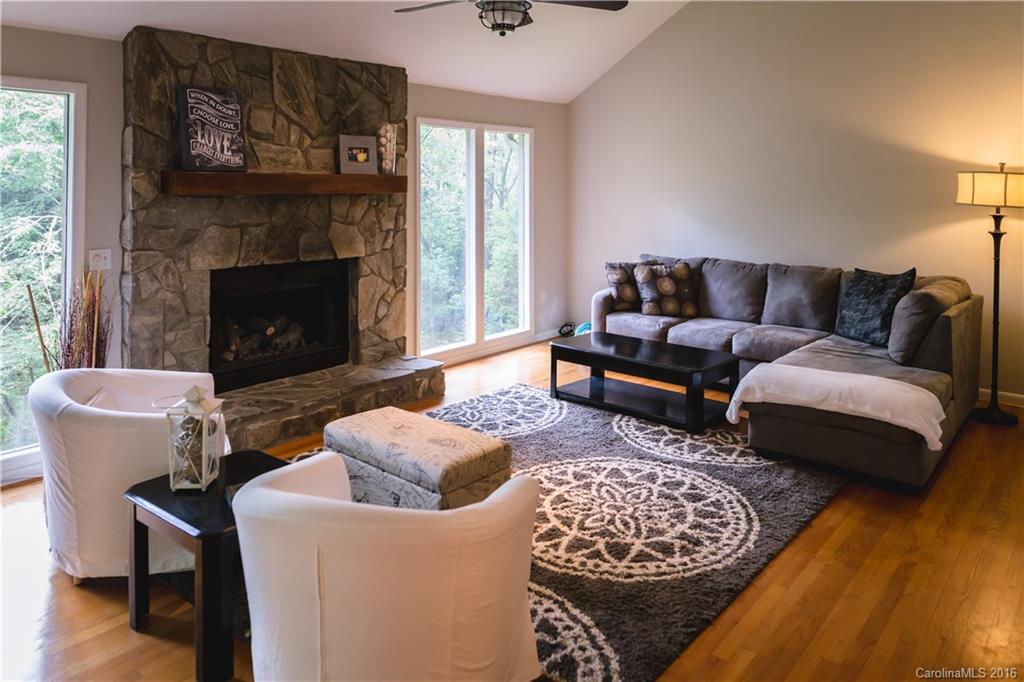 Tega Cay - Residential