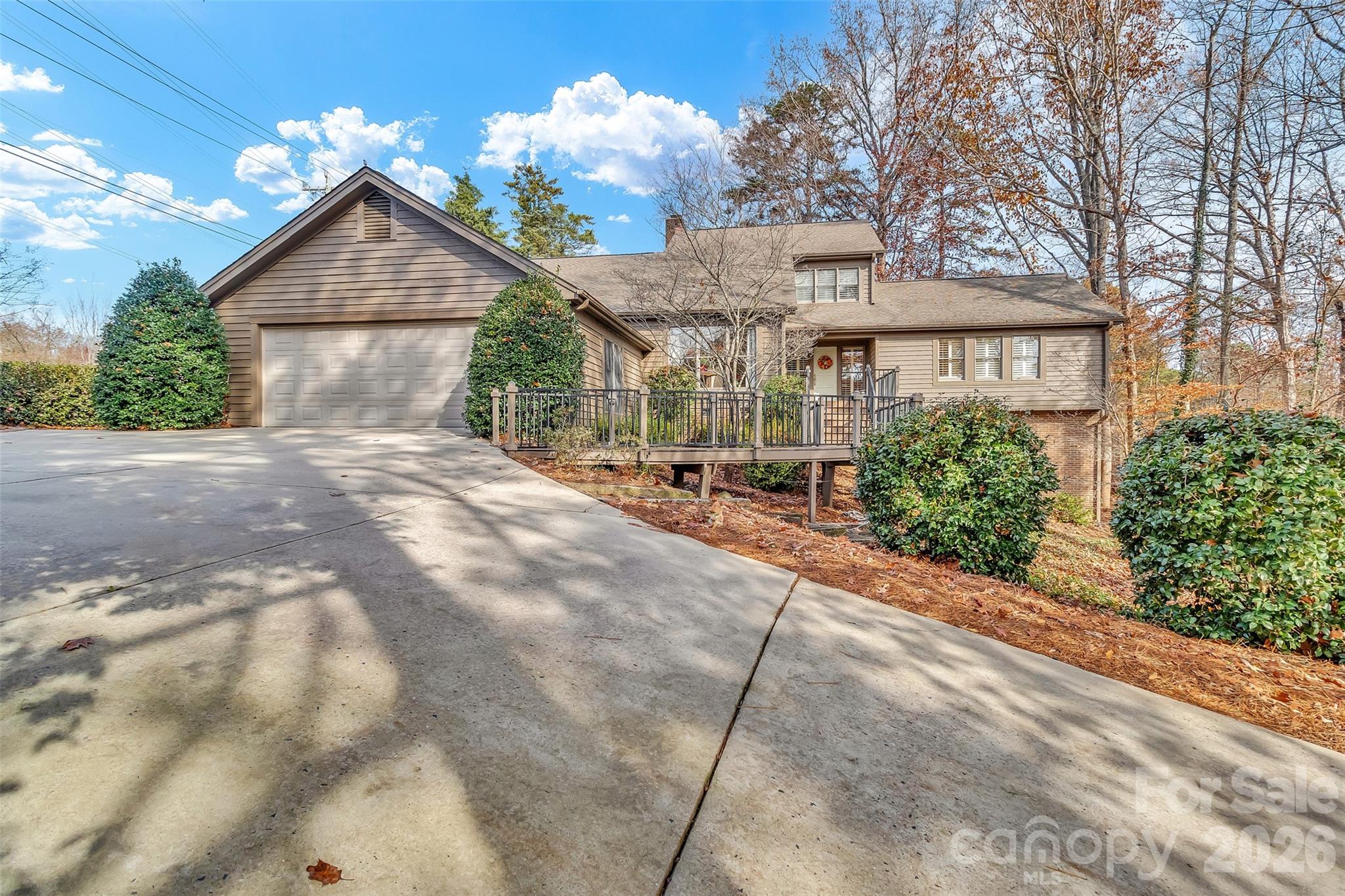 Beautiful, elegant, immaculate and well maintained home located right on the golf course in the sought after River Hills community! This home offers a beautiful open concept with an amazing heated sunroom to enjoy coffee and the views of nature and the golf course. The primary on main has his & her baths with plenty of closet space! The kitchen is inviting and has a cozy eat in area with large bay window. The Full finished basement has two bedrooms and a large bonus room, great for large families or extra guests! River Hills neighborhood offers a marina, country club with two pools with, 18 hole championship course, tennis and pickle ball courts. The Neighborhood also offers a dog park, waterfront park with sandy beach and picnic pavilion, gardens, playgrounds and miles of walking trails. And of course in the award winning Clover School district!