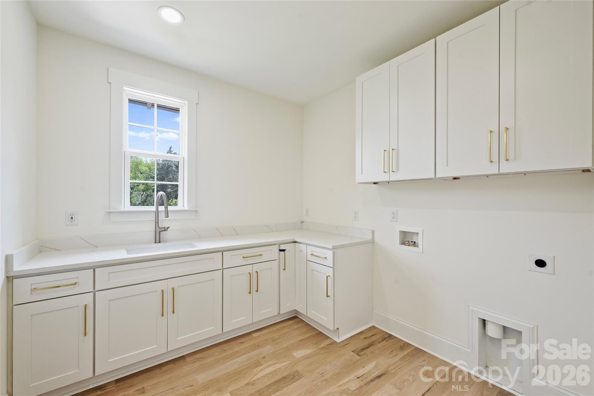 Lansdowne - Residential