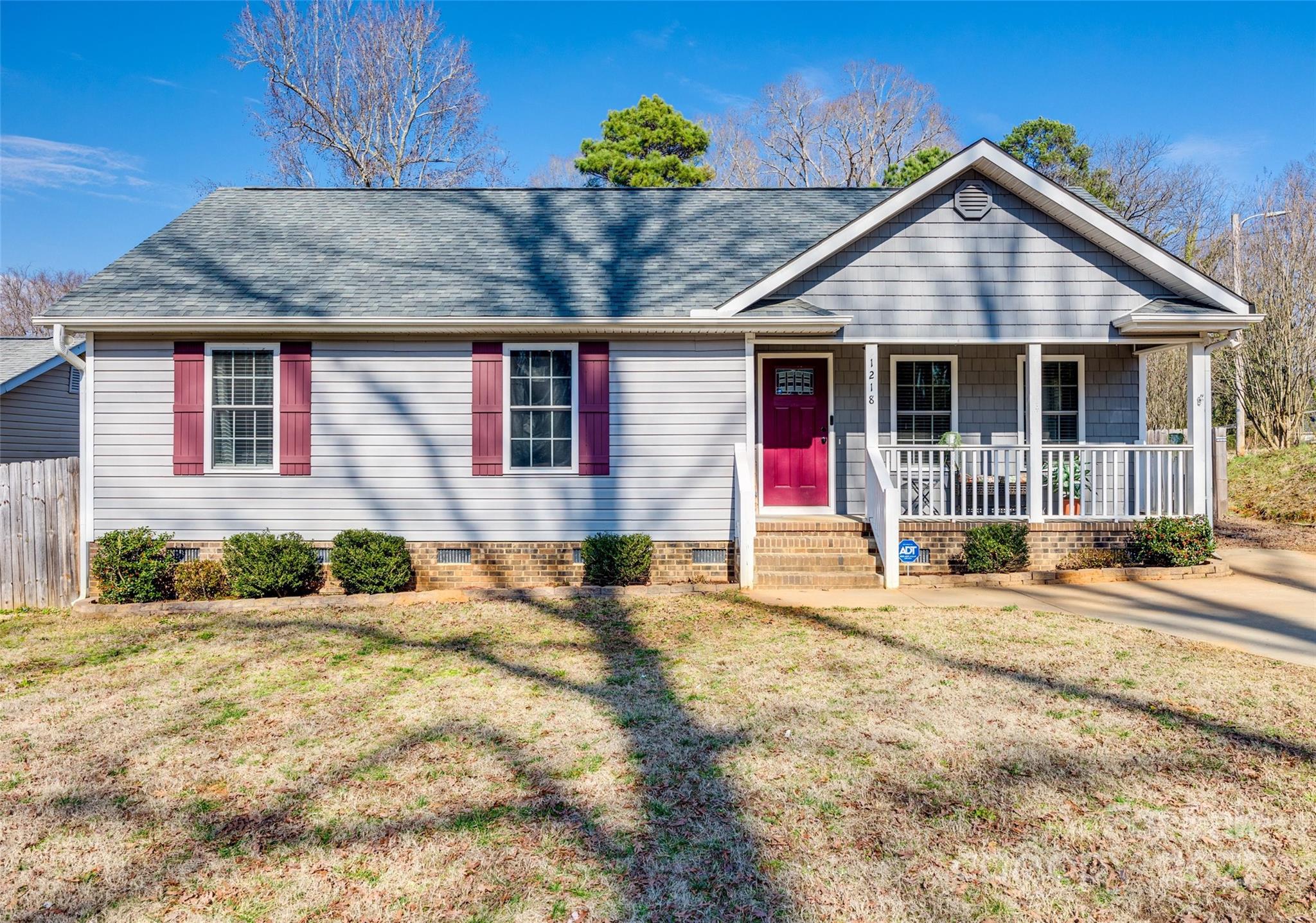 Homes Foor you presents this charming 3-bedroom, 2-bathroom home in the heart of Rock Hill, SC!  Enjoy the fully fenced backyard—ideal for pets, kids, or outdoor gatherings. Conveniently located near shopping, dining, and parks, this home is a must-see!  The crawlspace has been upgraded with new duct work and dehumidifier installed.