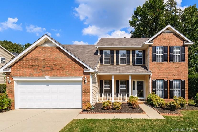 FREE 1/2 Month's rent in January on this home if leased by 12/14.   Call Shon at  980.269.7955 to tour this home immediately and for more details!

Beautiful 4 BR 2.5 BA 2story home in South Charlotte's Ellington Park neighborhood. Close to everything-shopping (Stonecrest & Ballantyne), restaurants, entertainment, schools. This 2259 sf home has a master down, large kitchen w/plenty of counter space & cabinets, breakfast area, 2story great room, relaxing tiled sunroom, & brick patio.
