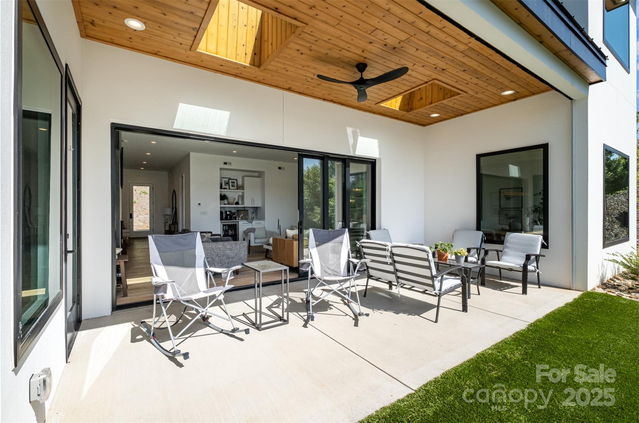 Edgewater - Residential