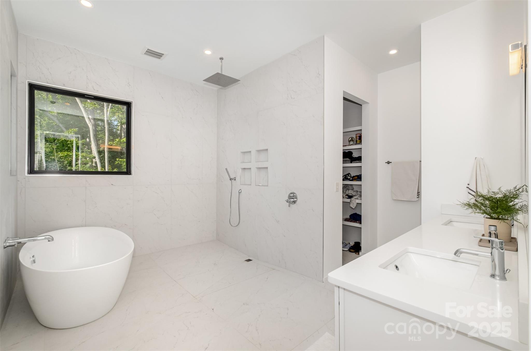 Edgewater - Residential