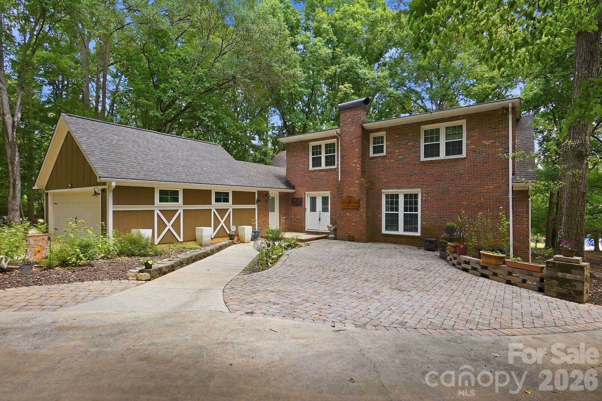Black Horse Run - Residential
