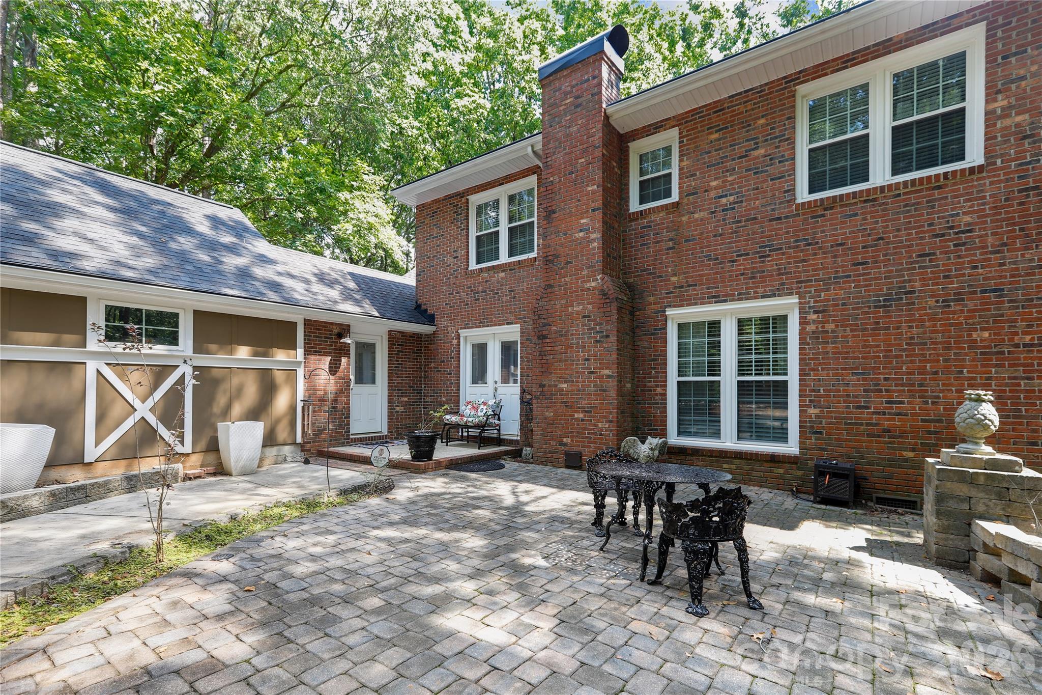 Black Horse Run - Residential