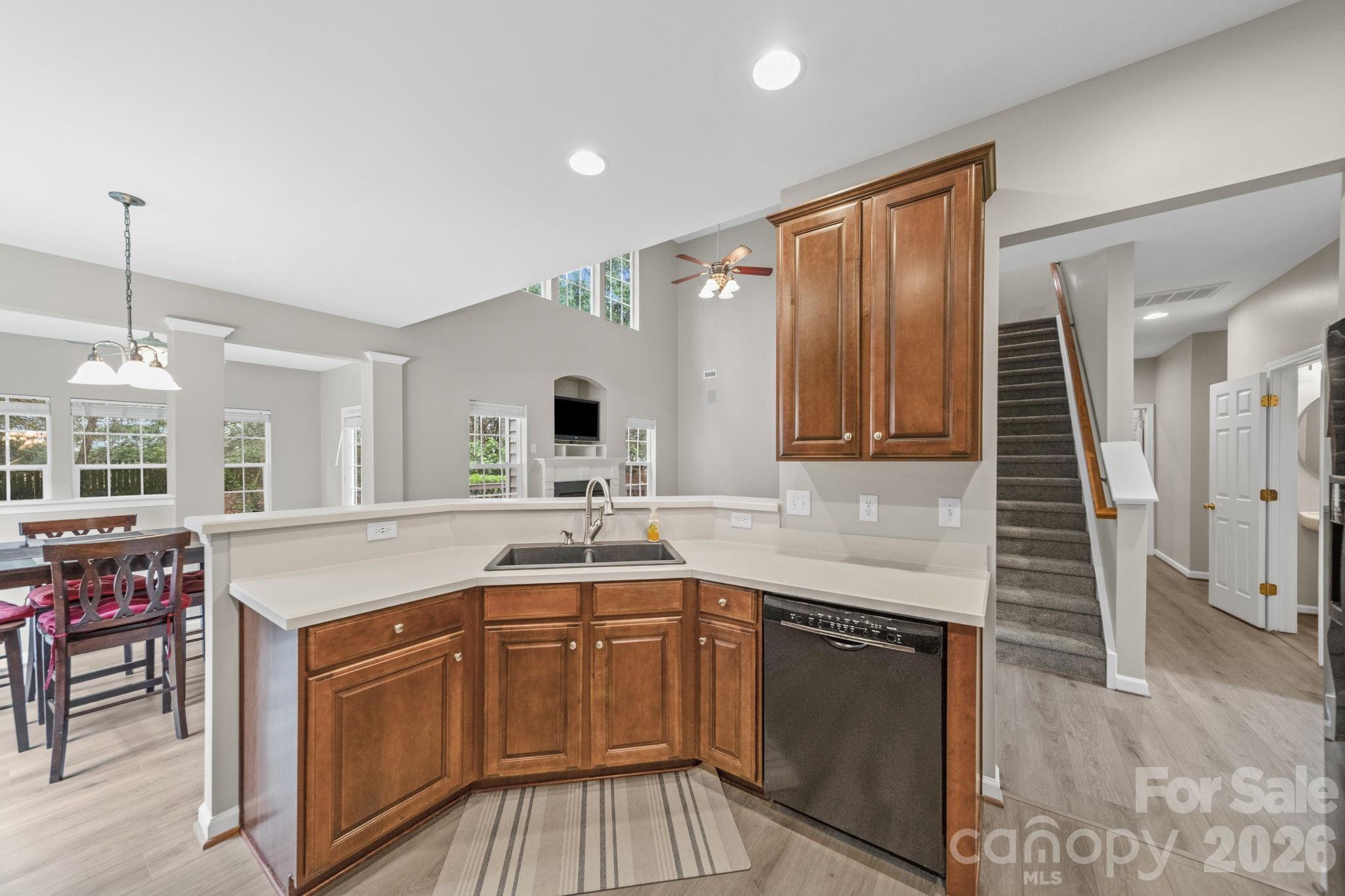 Hunter Oaks - Residential