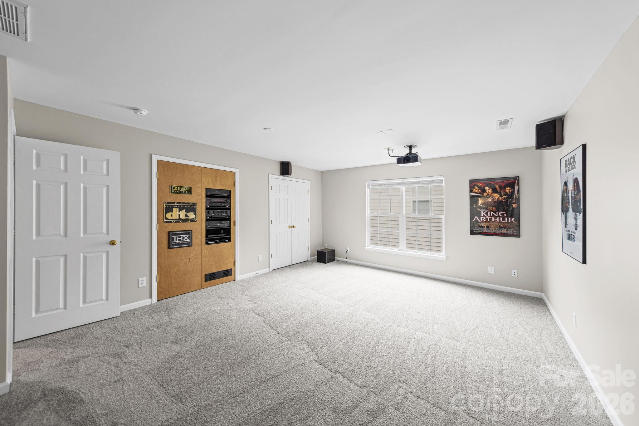 Hunter Oaks - Residential