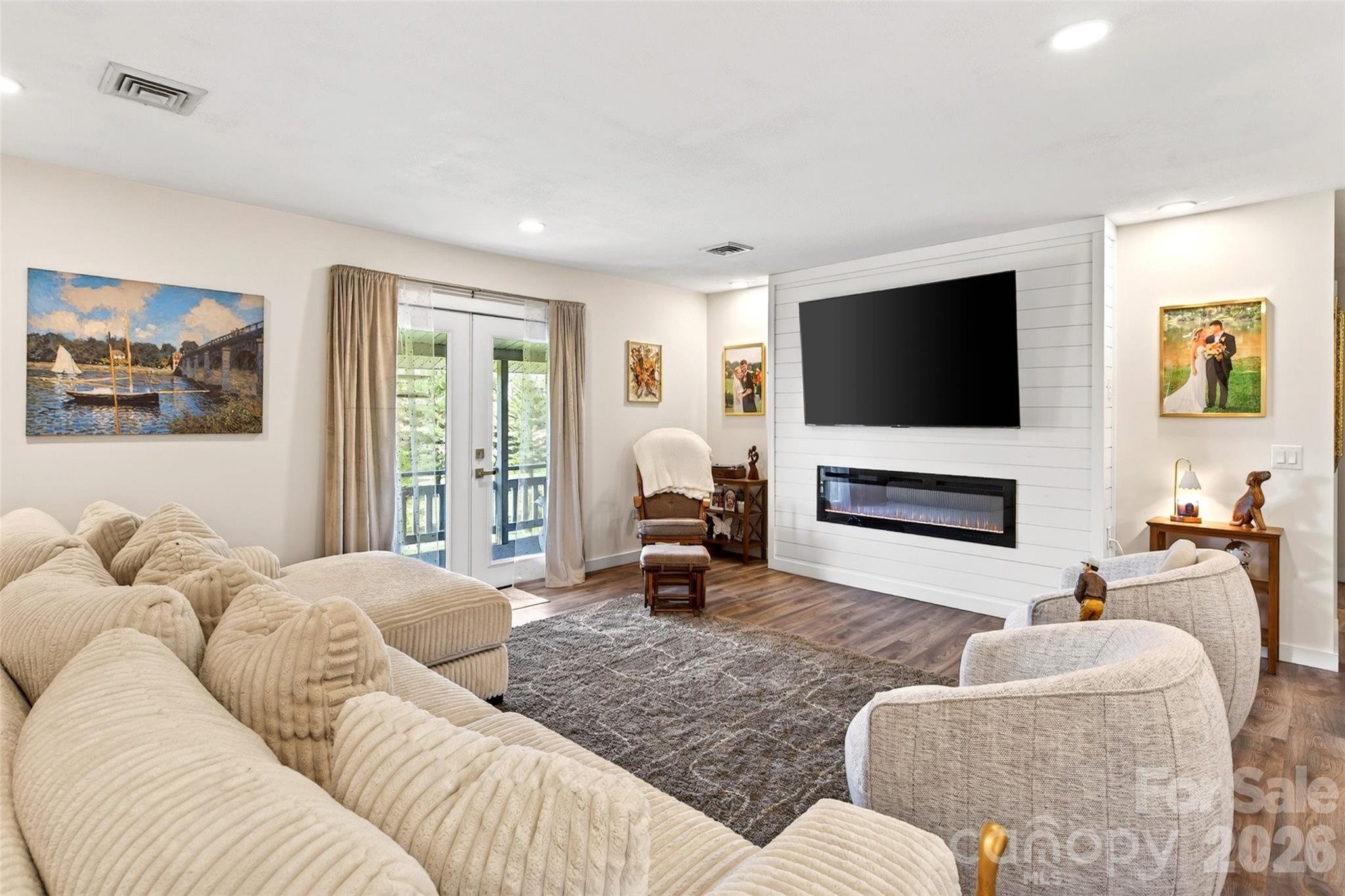 Fairway Condominium - Residential
