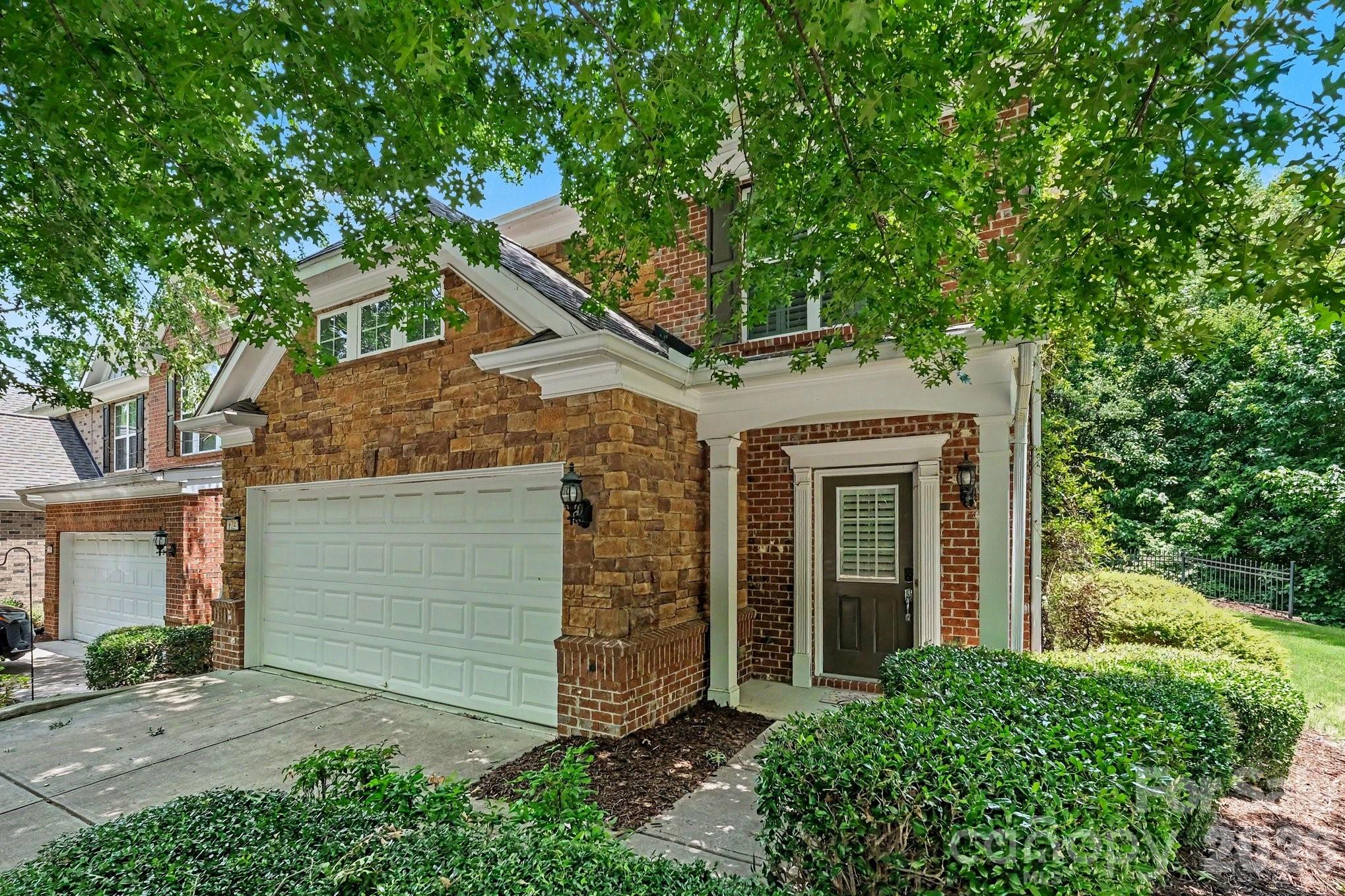 Ardrey Kell Villages - Residential