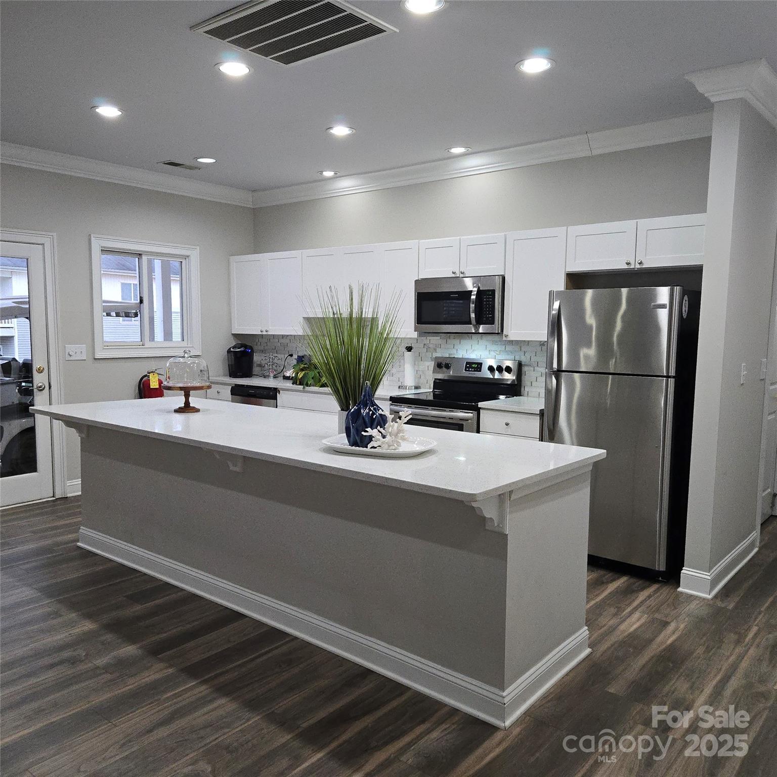 Hamiltons Bay - Residential