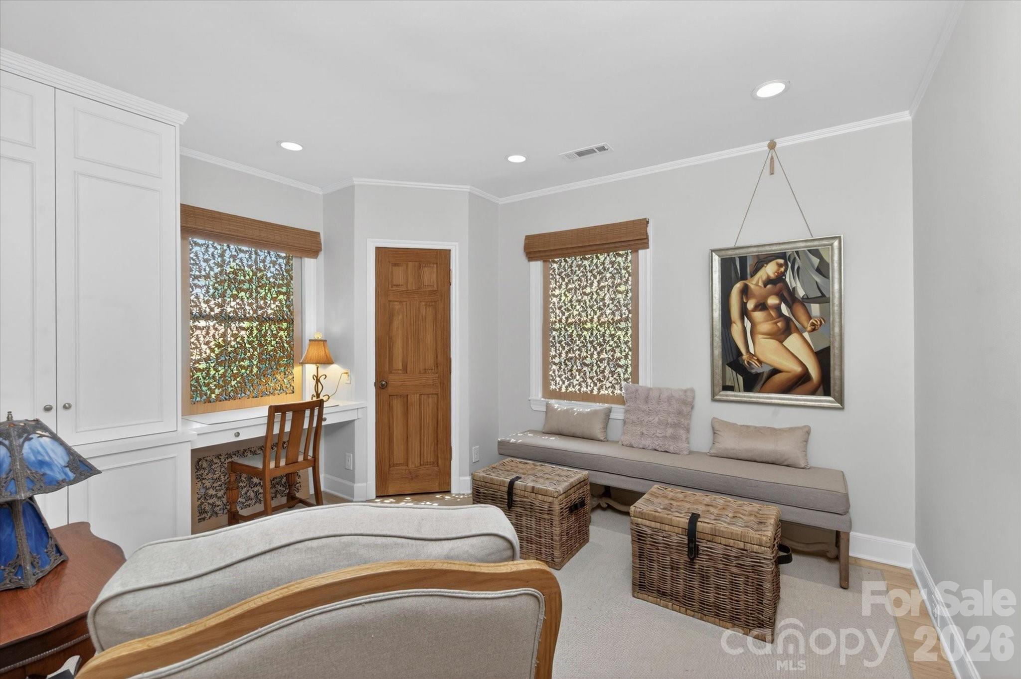 Queens-Ardsley Condominiums - Residential