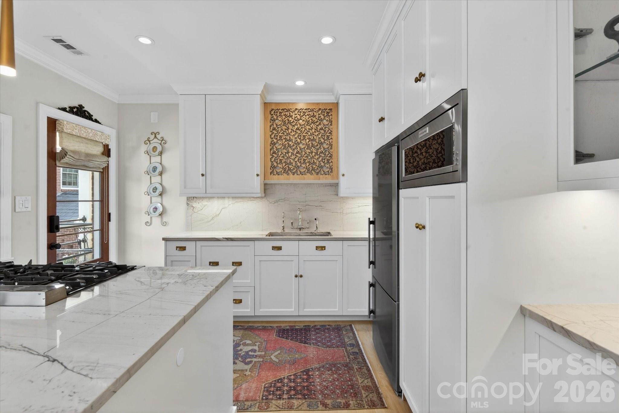 Queens-Ardsley Condominiums - Residential